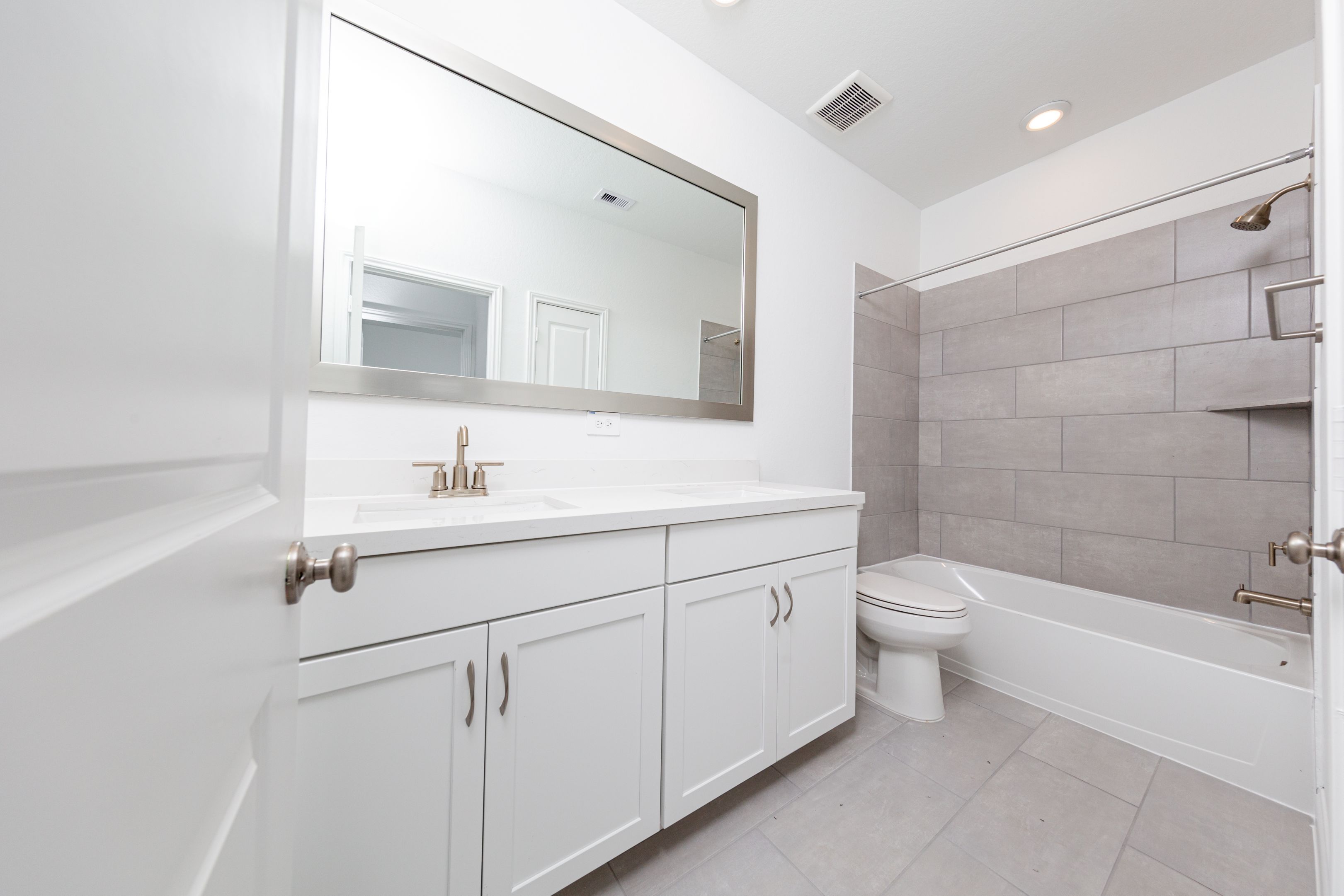 Enchante Secondary Bathroom