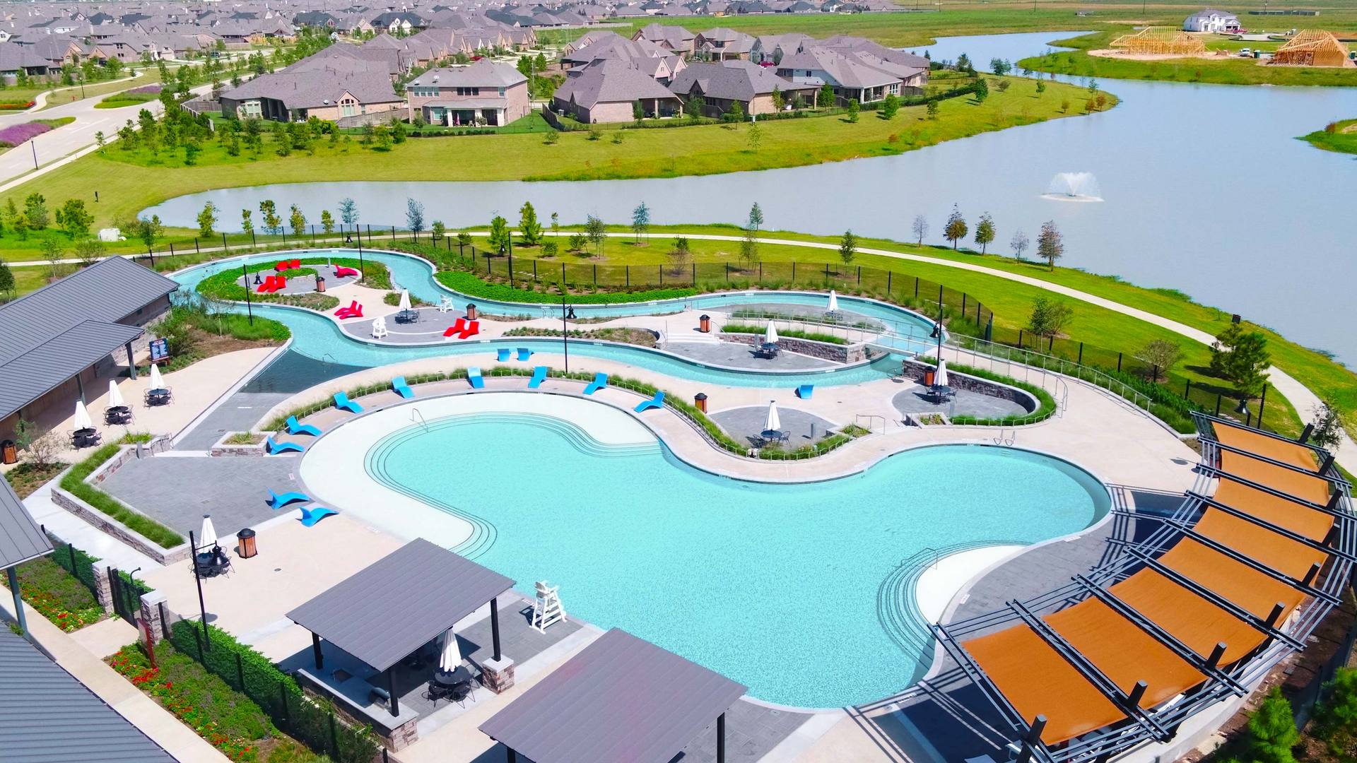 Community Pool and Lazy River