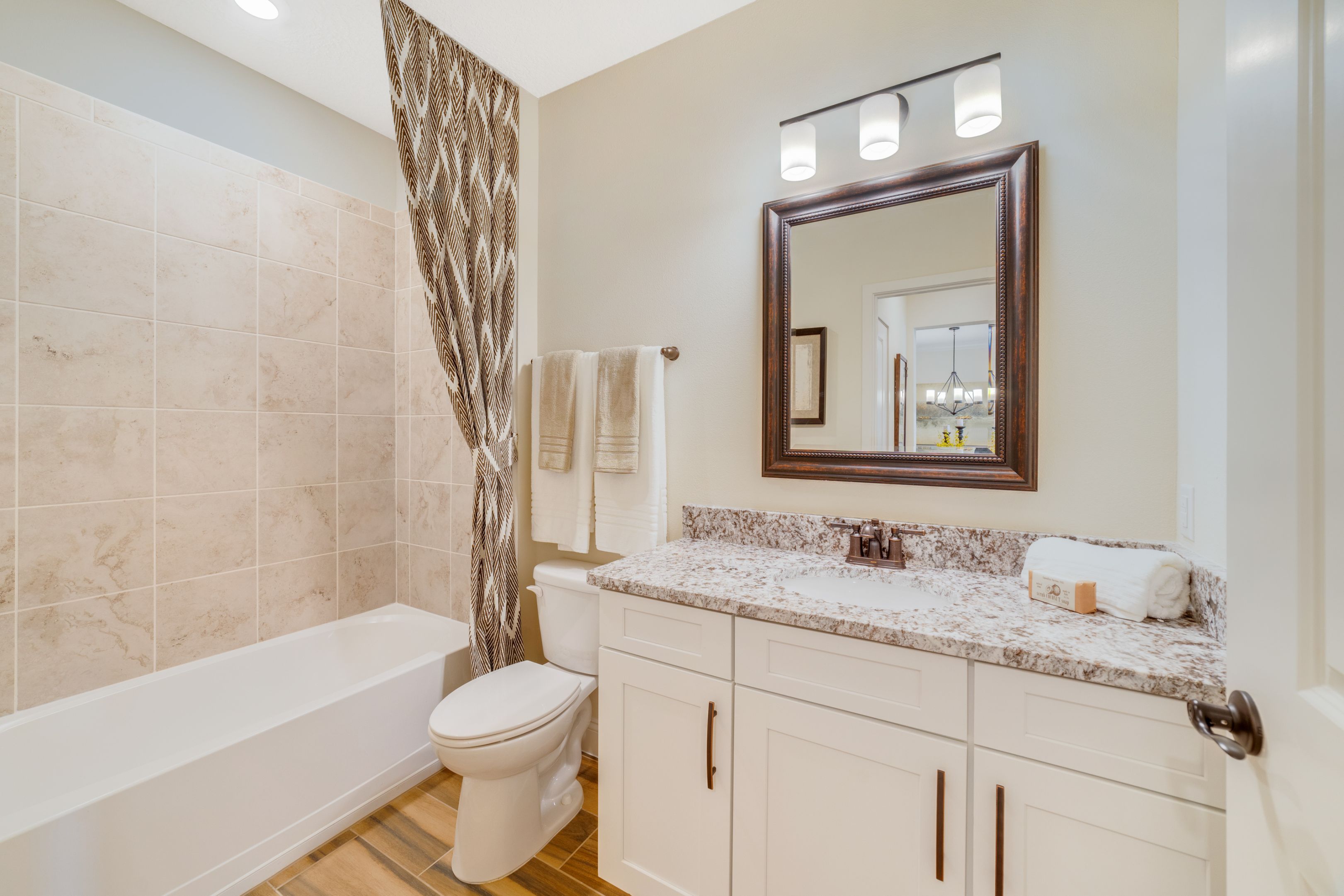 Aspen Bathroom 2