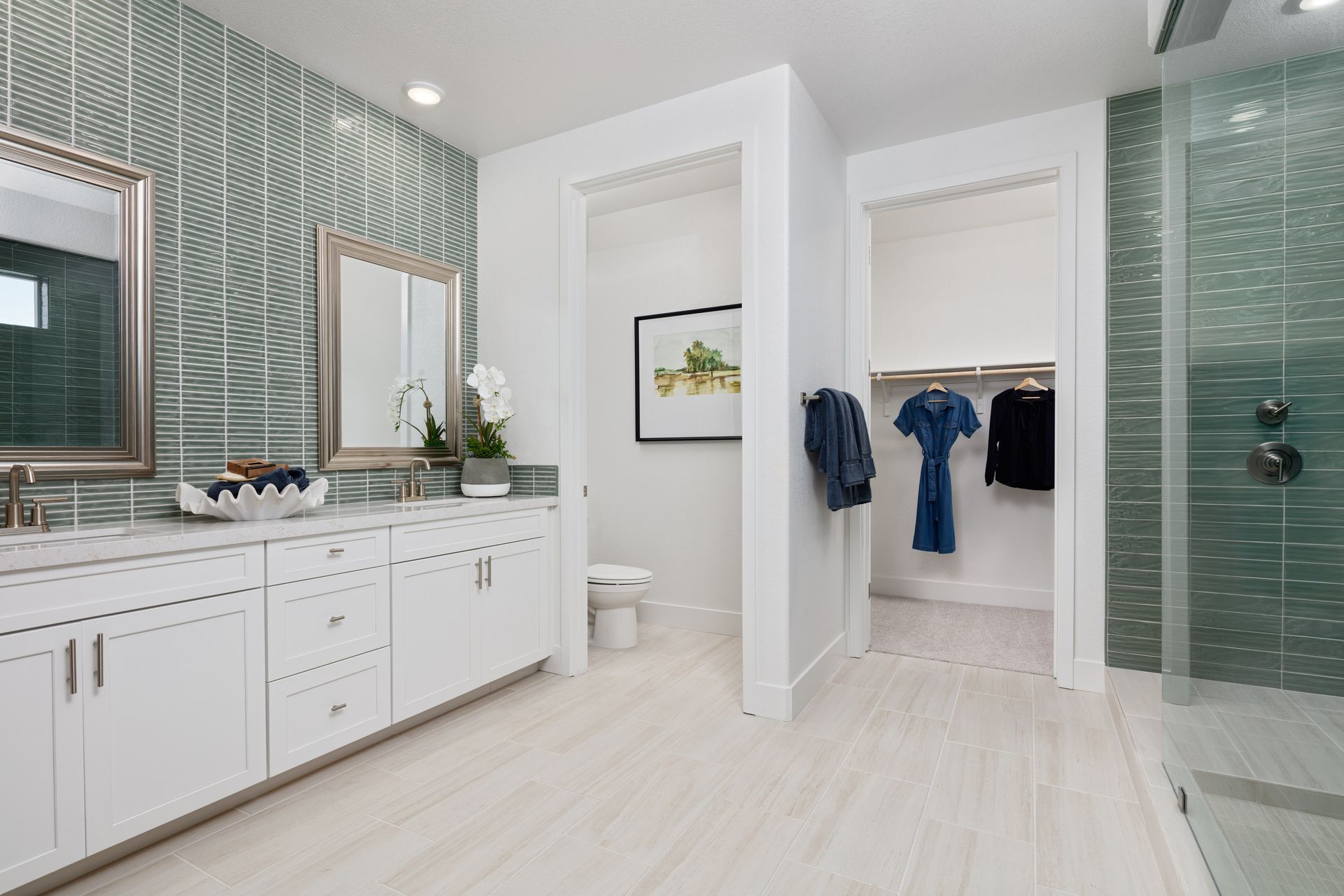 Eucalyptus Primary Bathroom