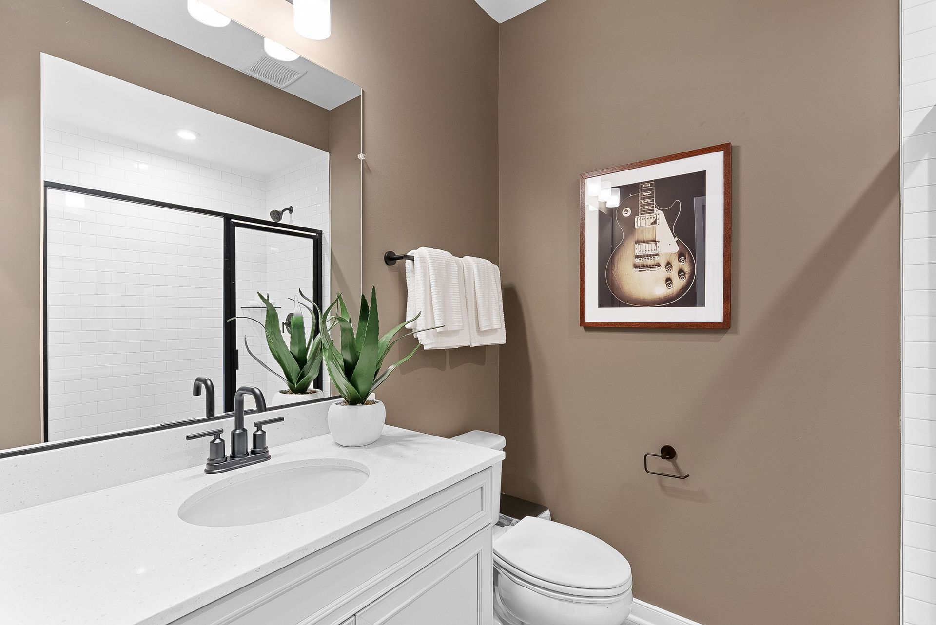 Belle Secondary Bathroom 2