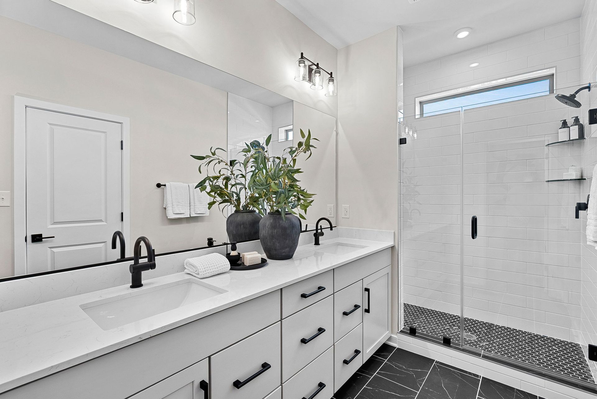 Harding Primary Bathroom with Shower