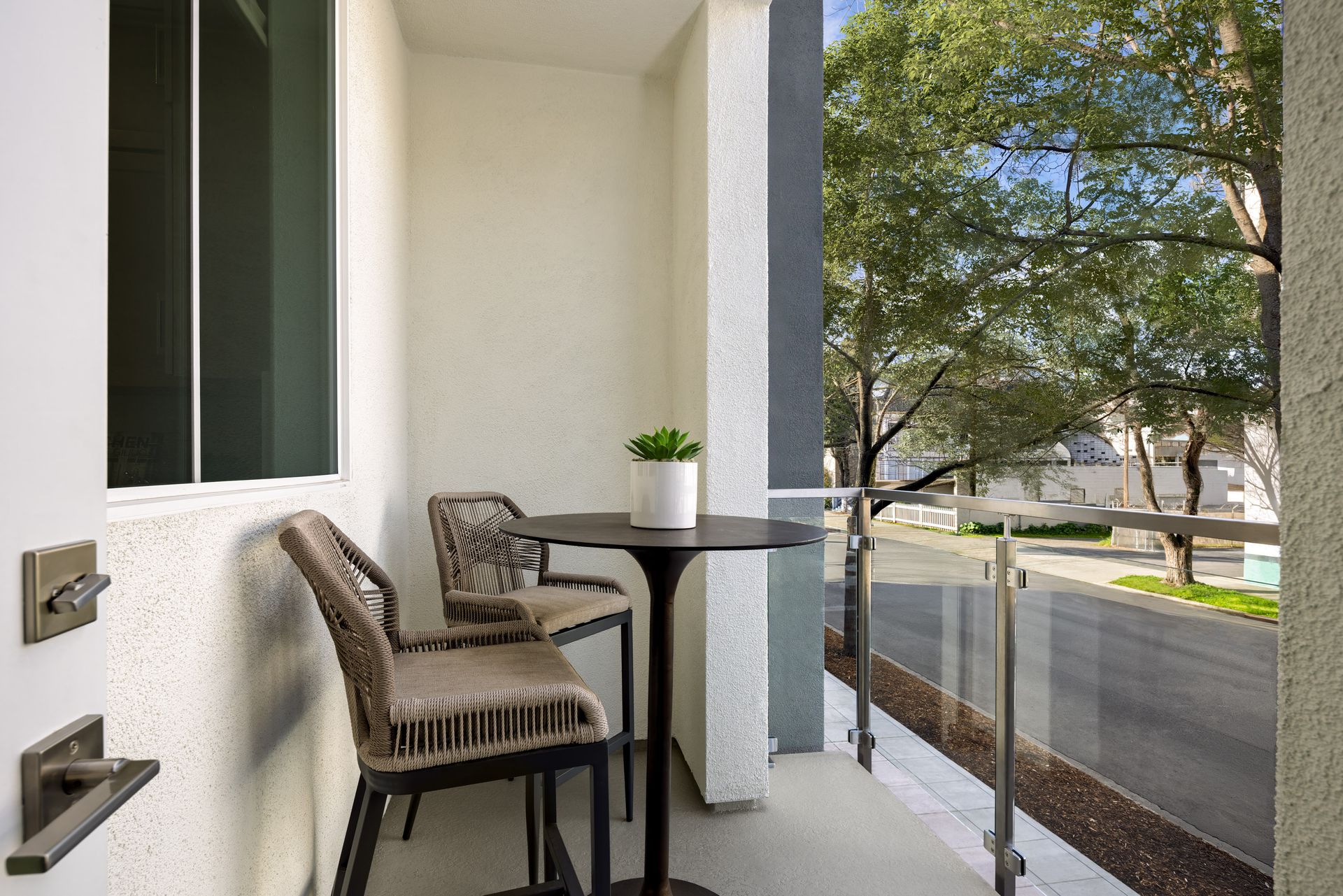 Sutter Covered Deck