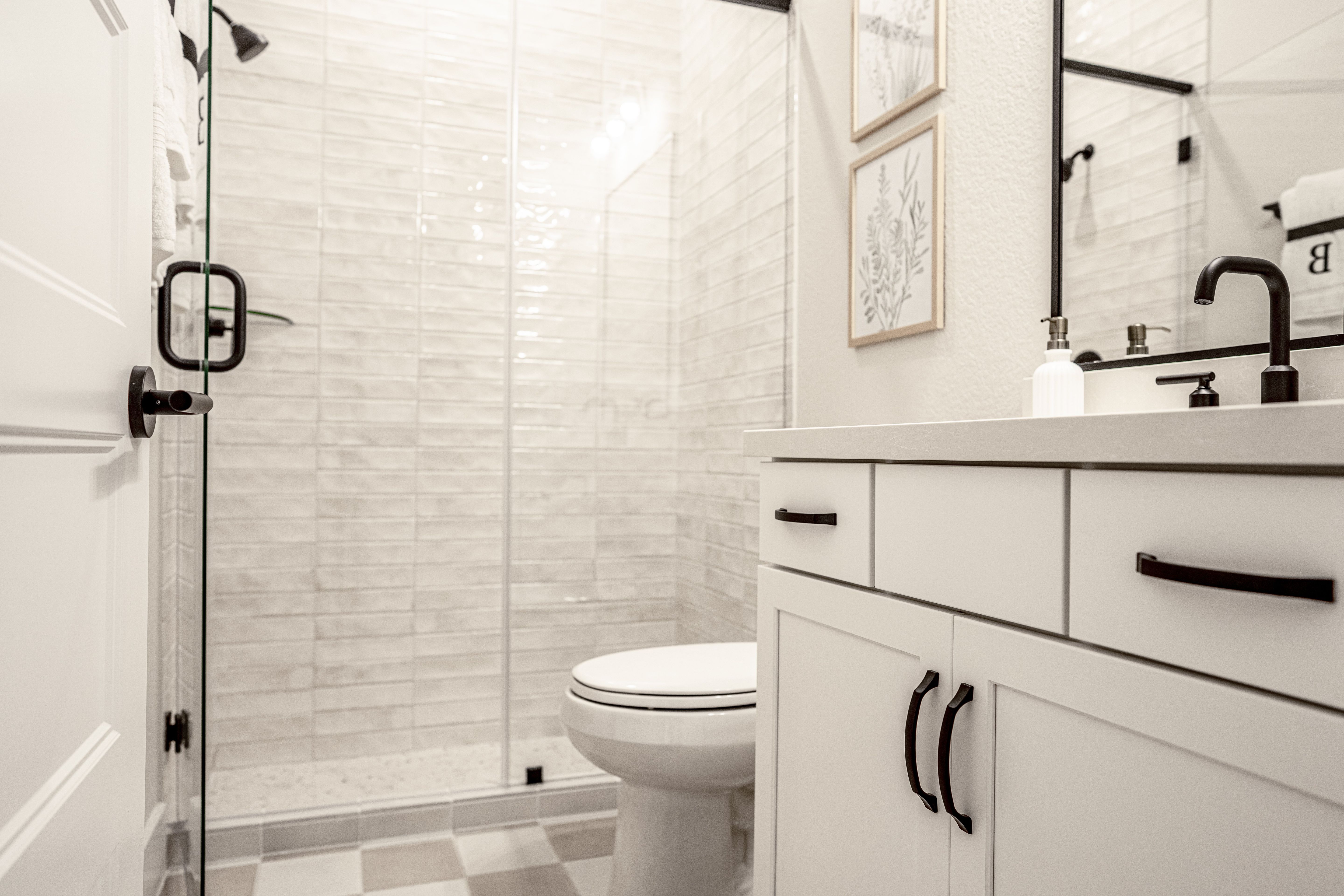 Crockett Secondary Bath