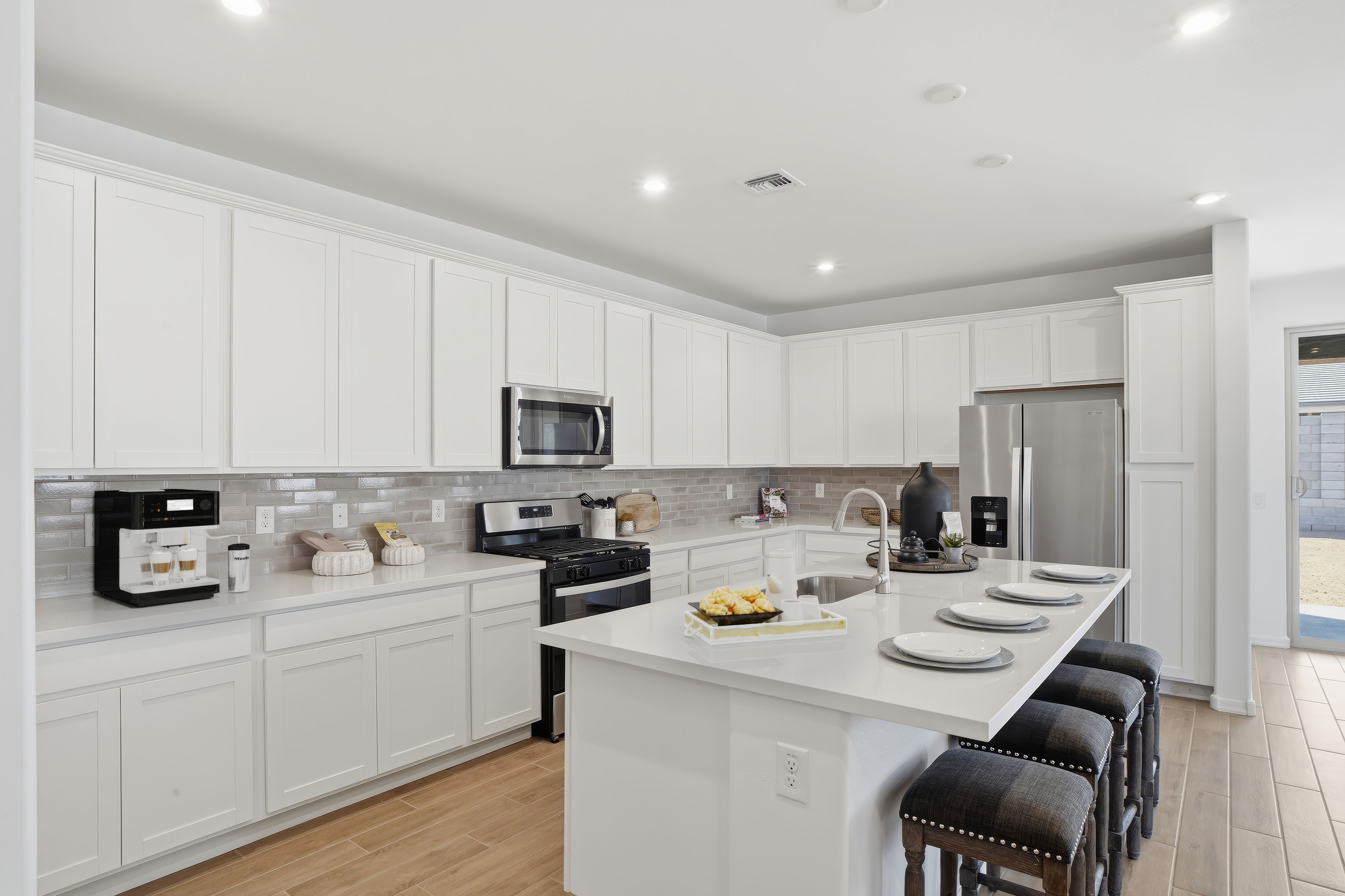 19311 W VALLE VISTA WAY (Irwin)