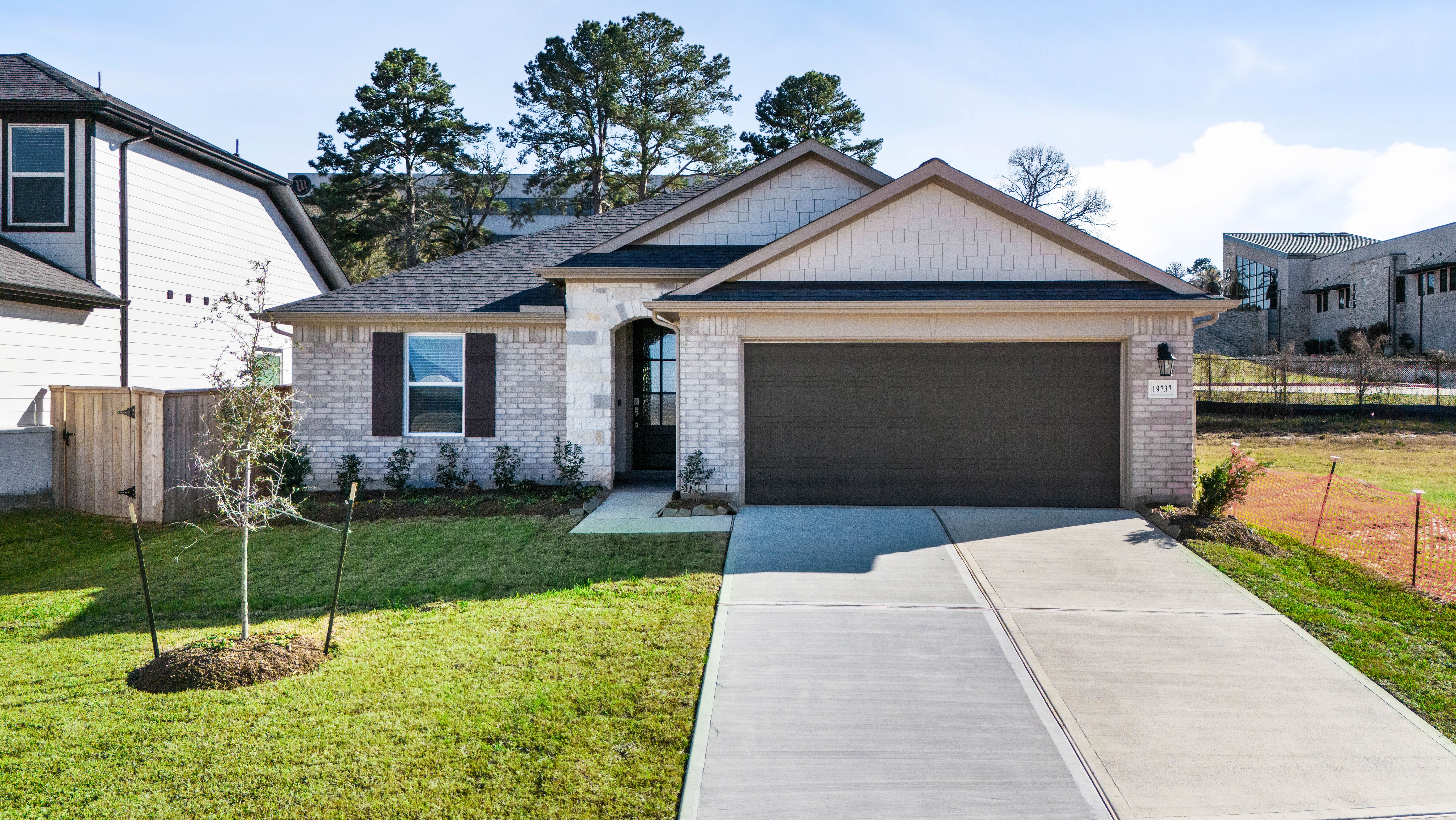 19737 Flag View Drive (Brook)