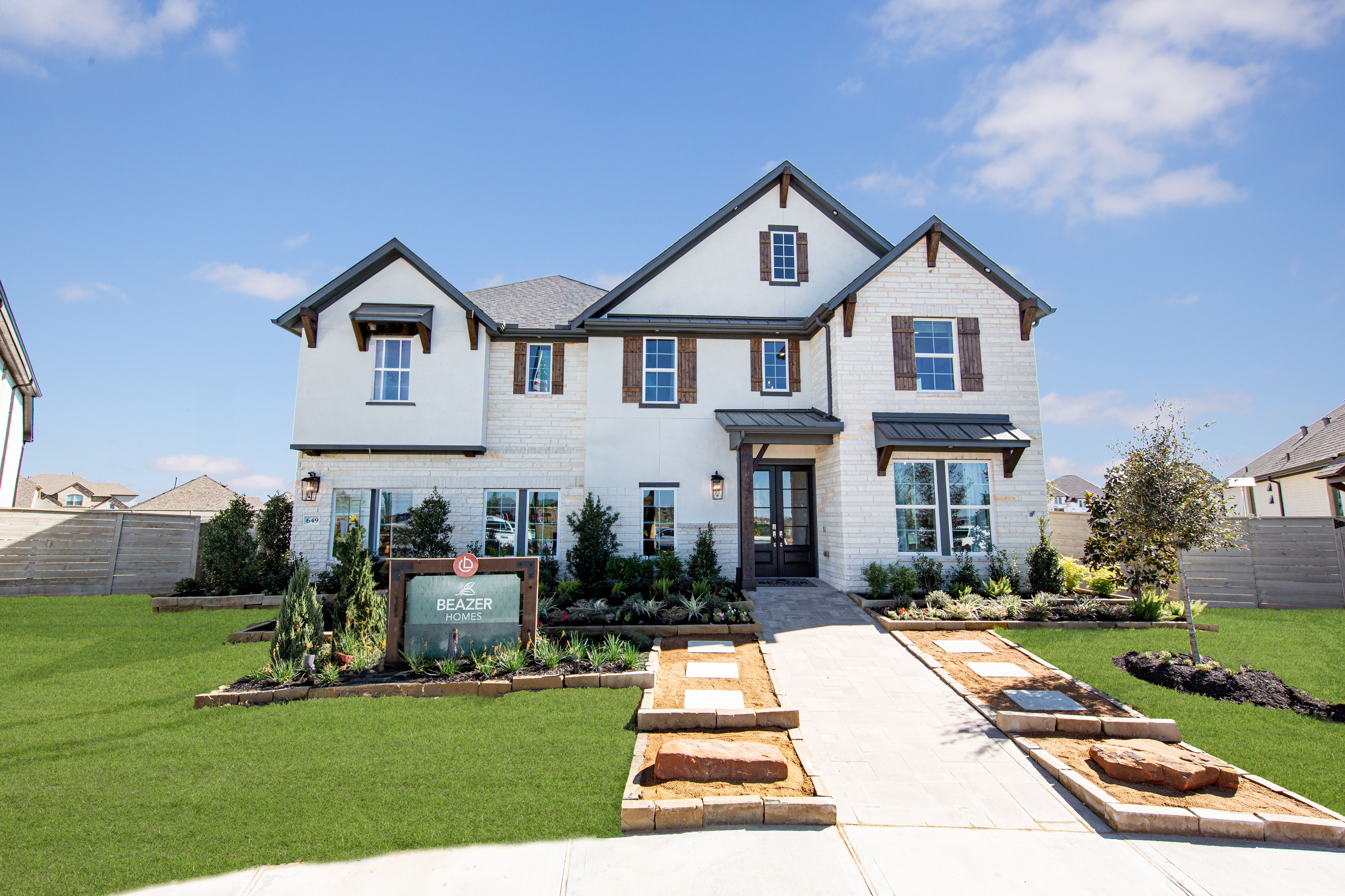 Northcliffe French Country L Exterior