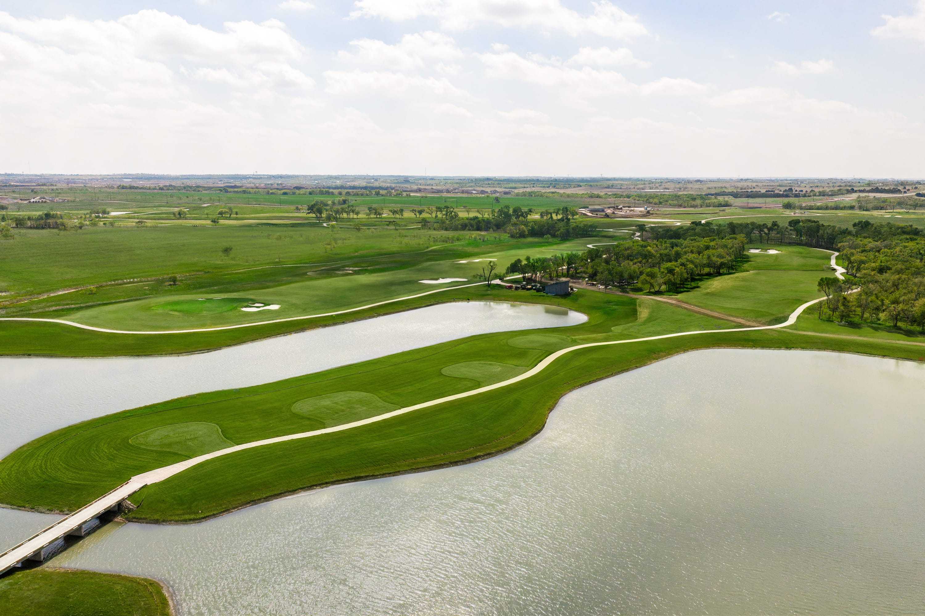 Community Aerial Golf Course