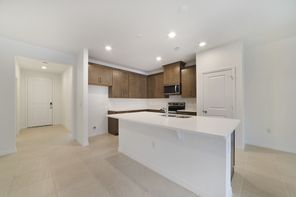 688 LOLA LN (Richmond Interior)
