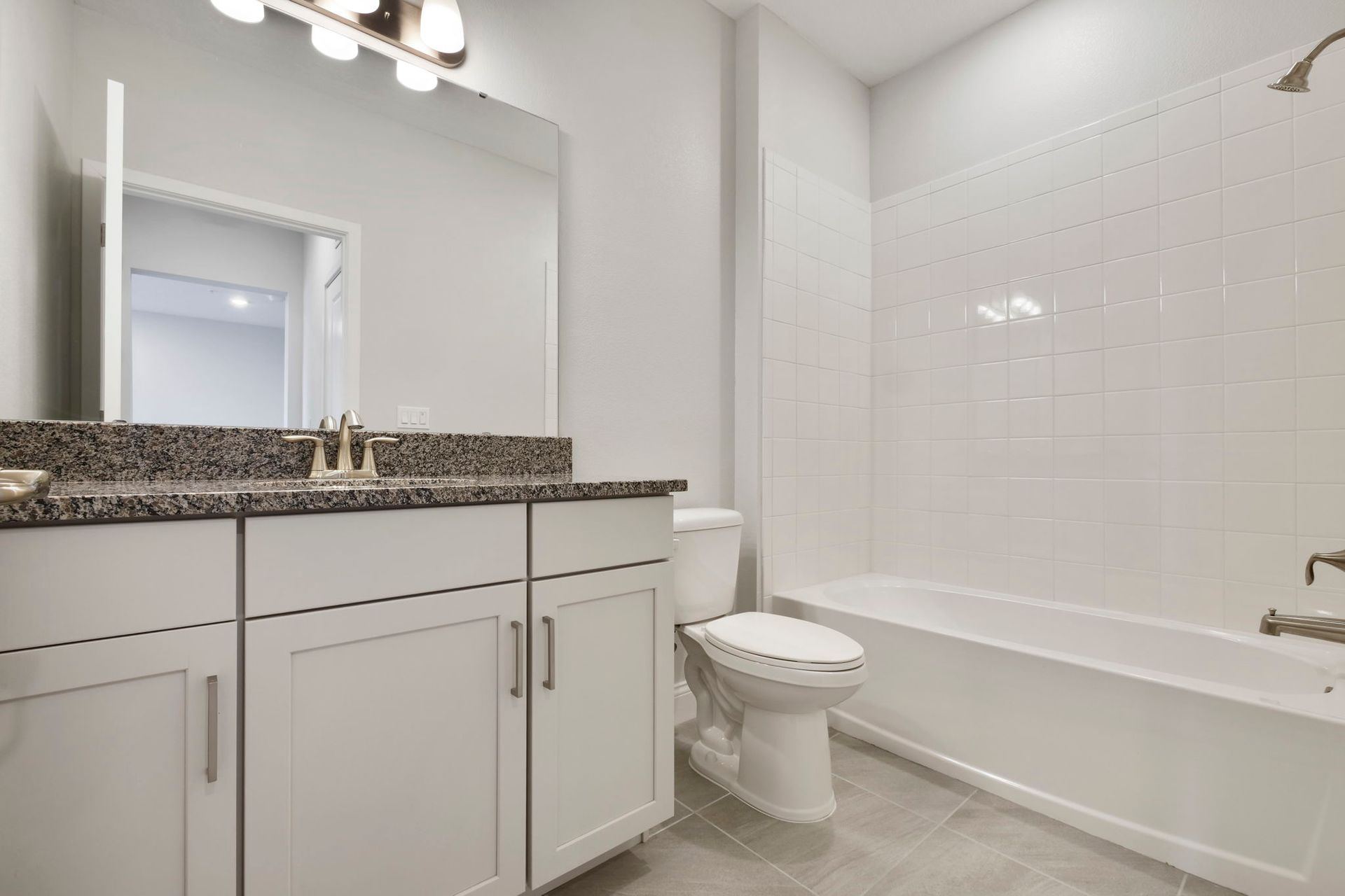 Aspen Bathroom 2
