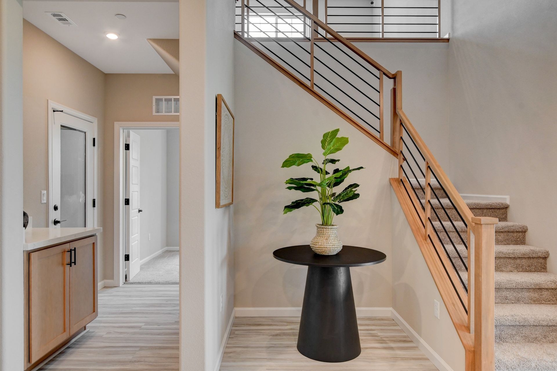 Everett Foyer
