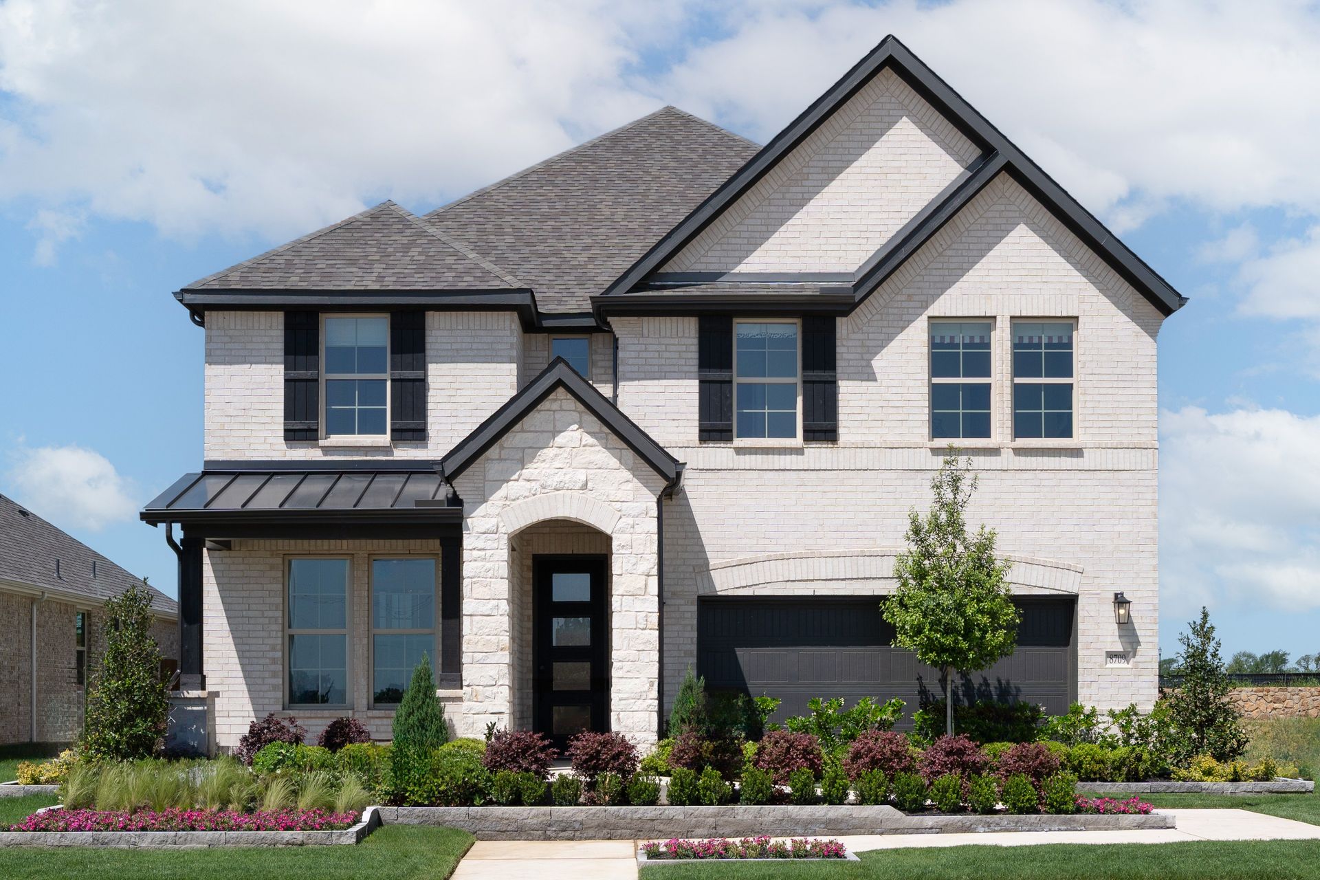 Laredo French Country A Exterior