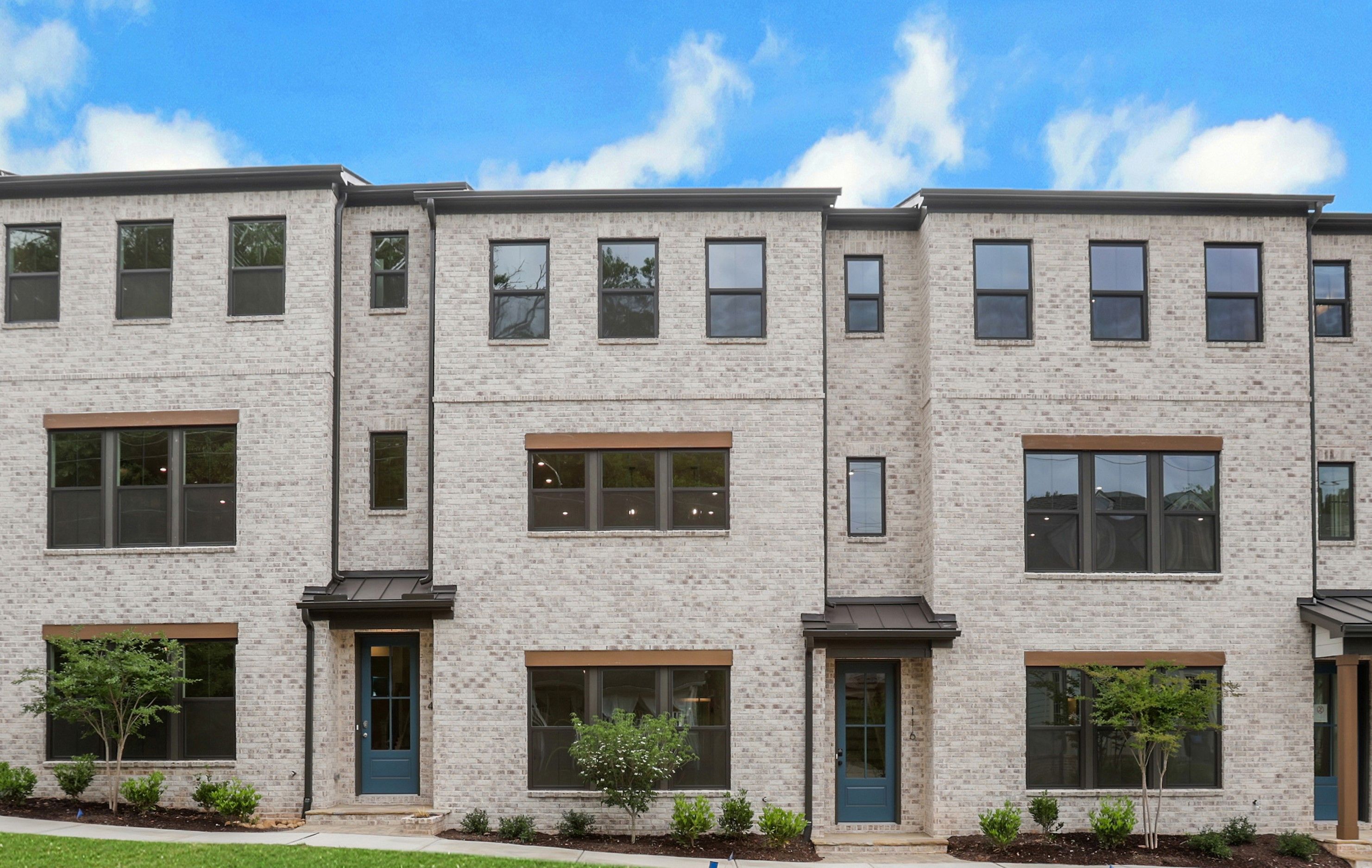 Blake - The Groves at Myrtle: Roswell, Georgia - Beazer Homes
