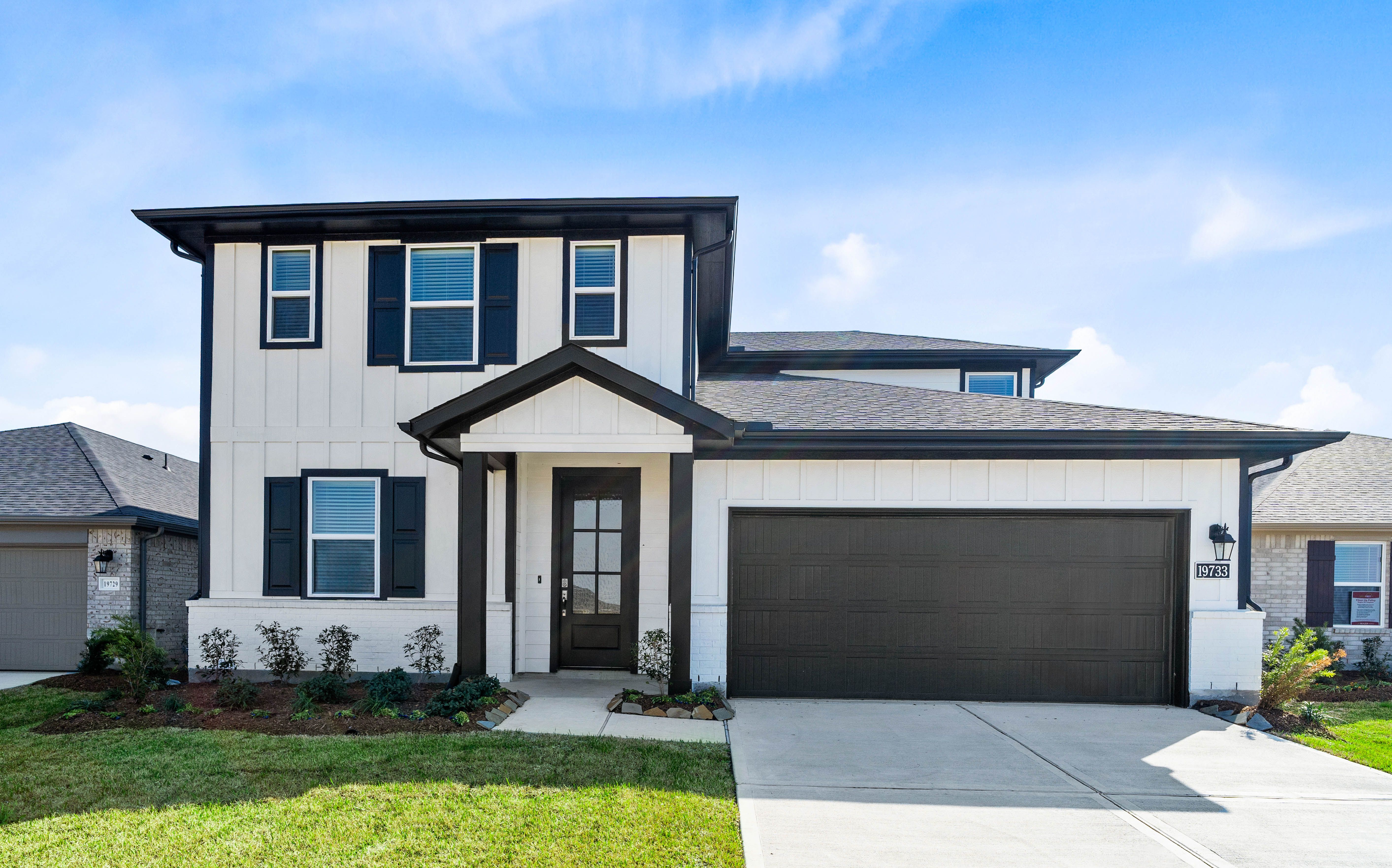 19733 Flag View Drive (Cascade)