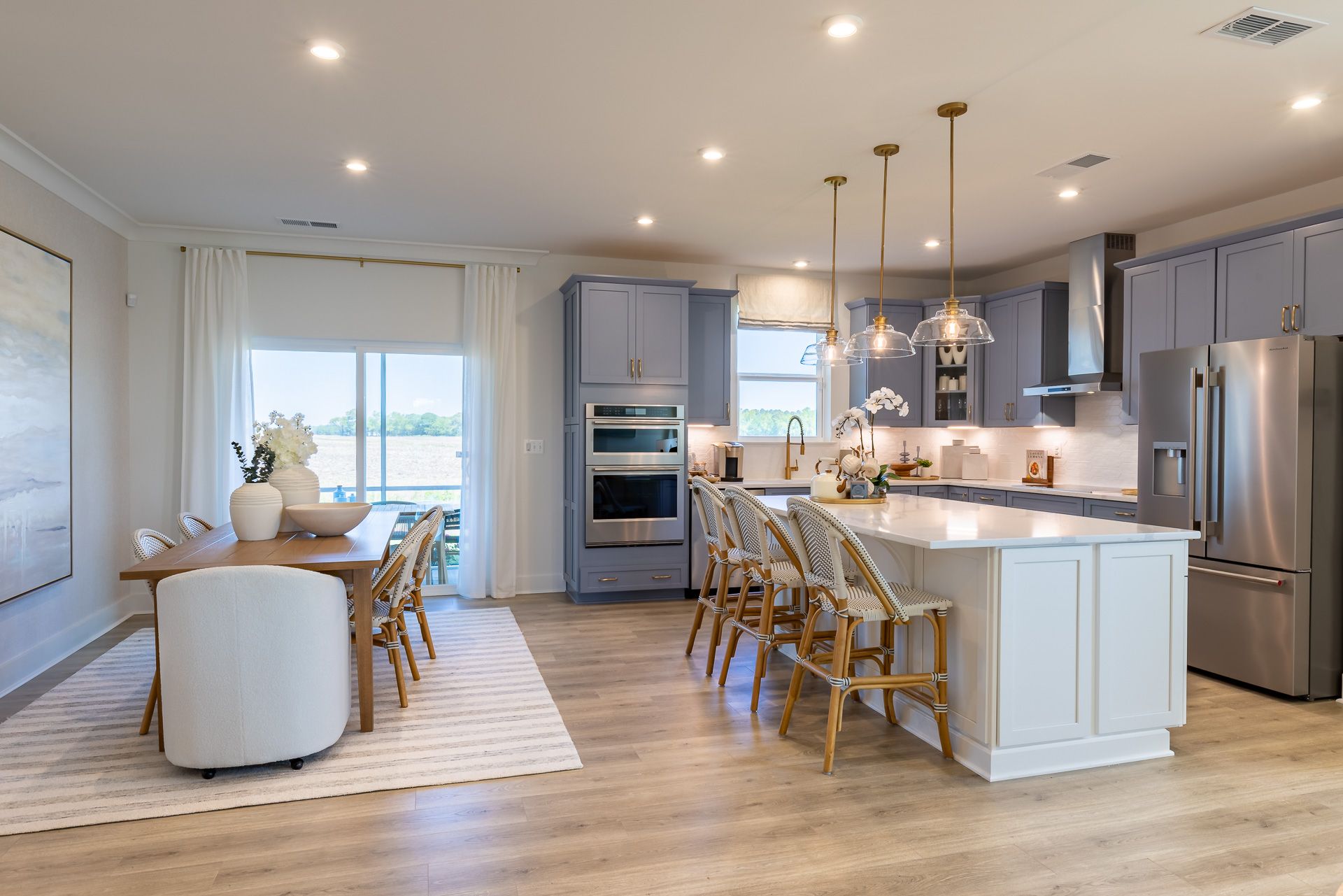 Tyndall Kitchen and Breakfast Area