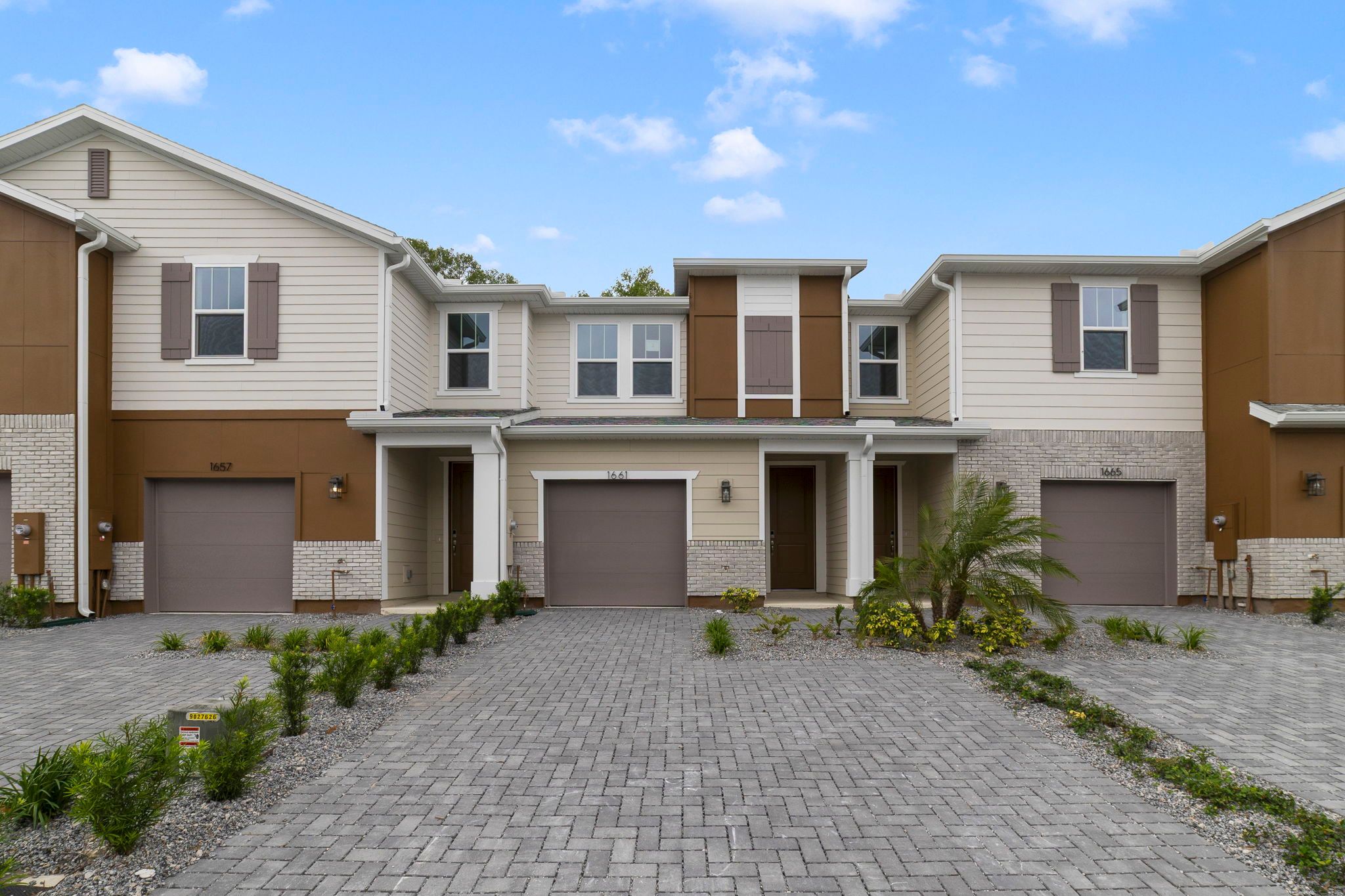 1661 Greenleaf Woods Cove (Holly)