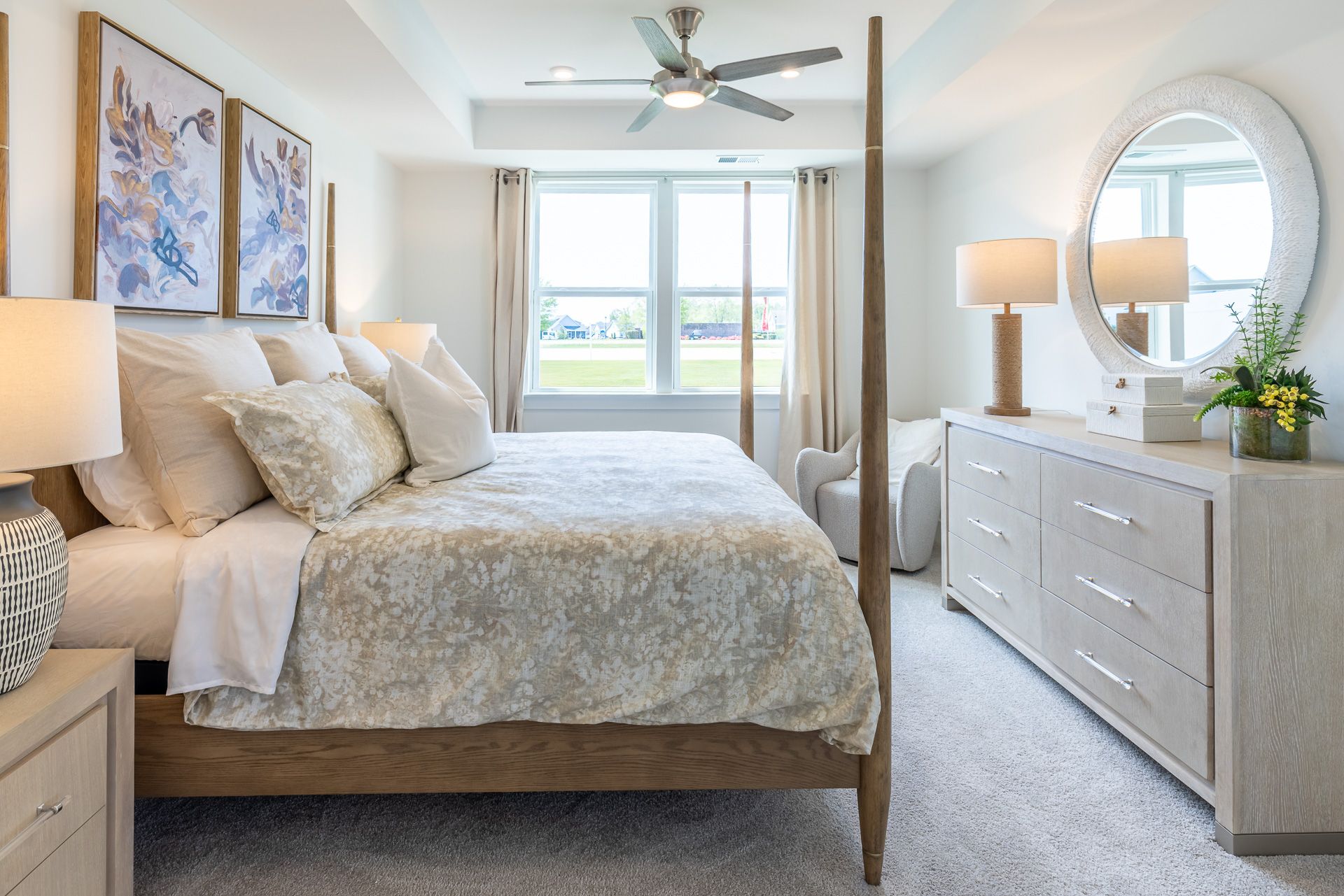 Sandpiper primary bedroom