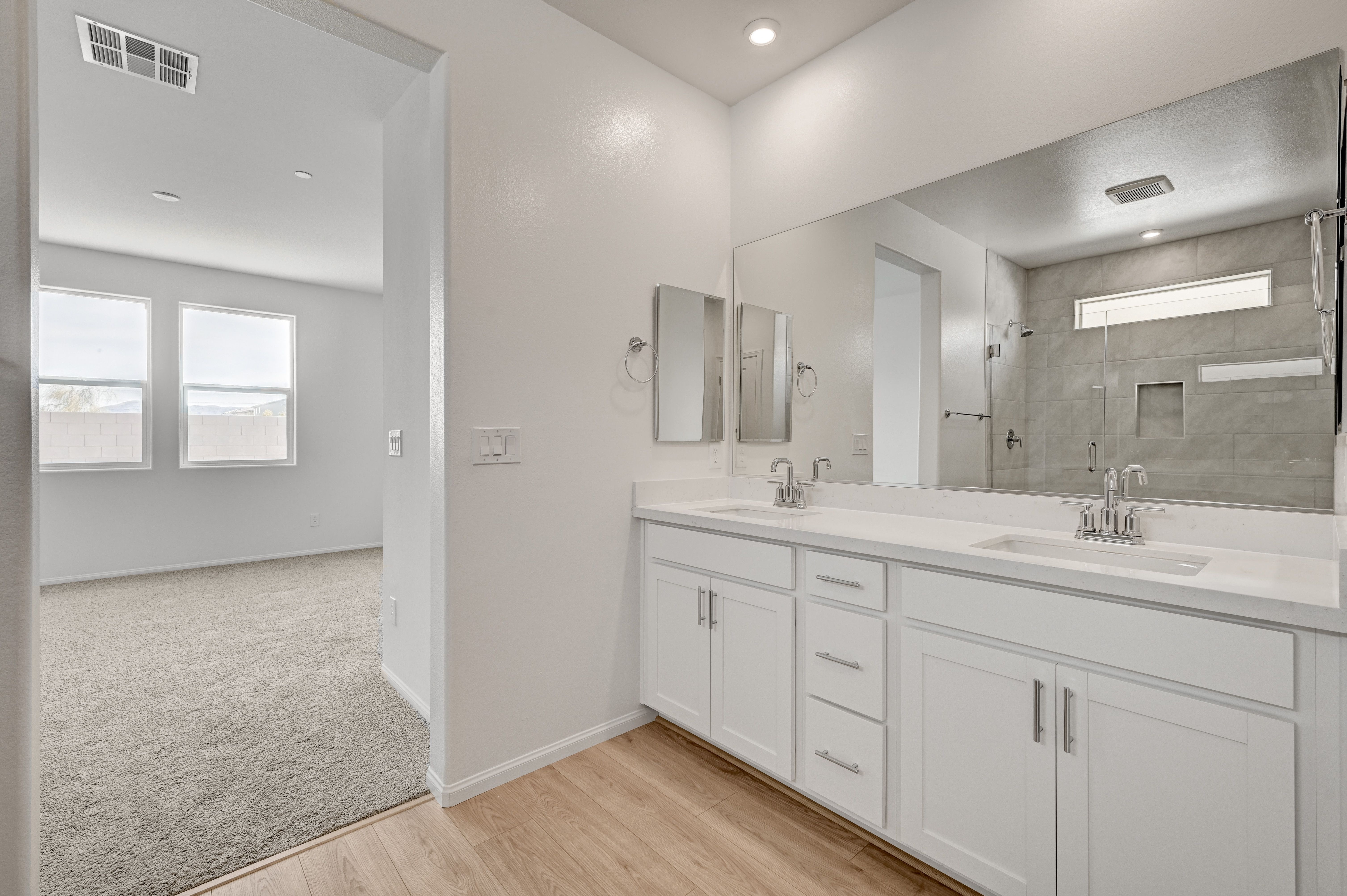 Summit Primary Bath