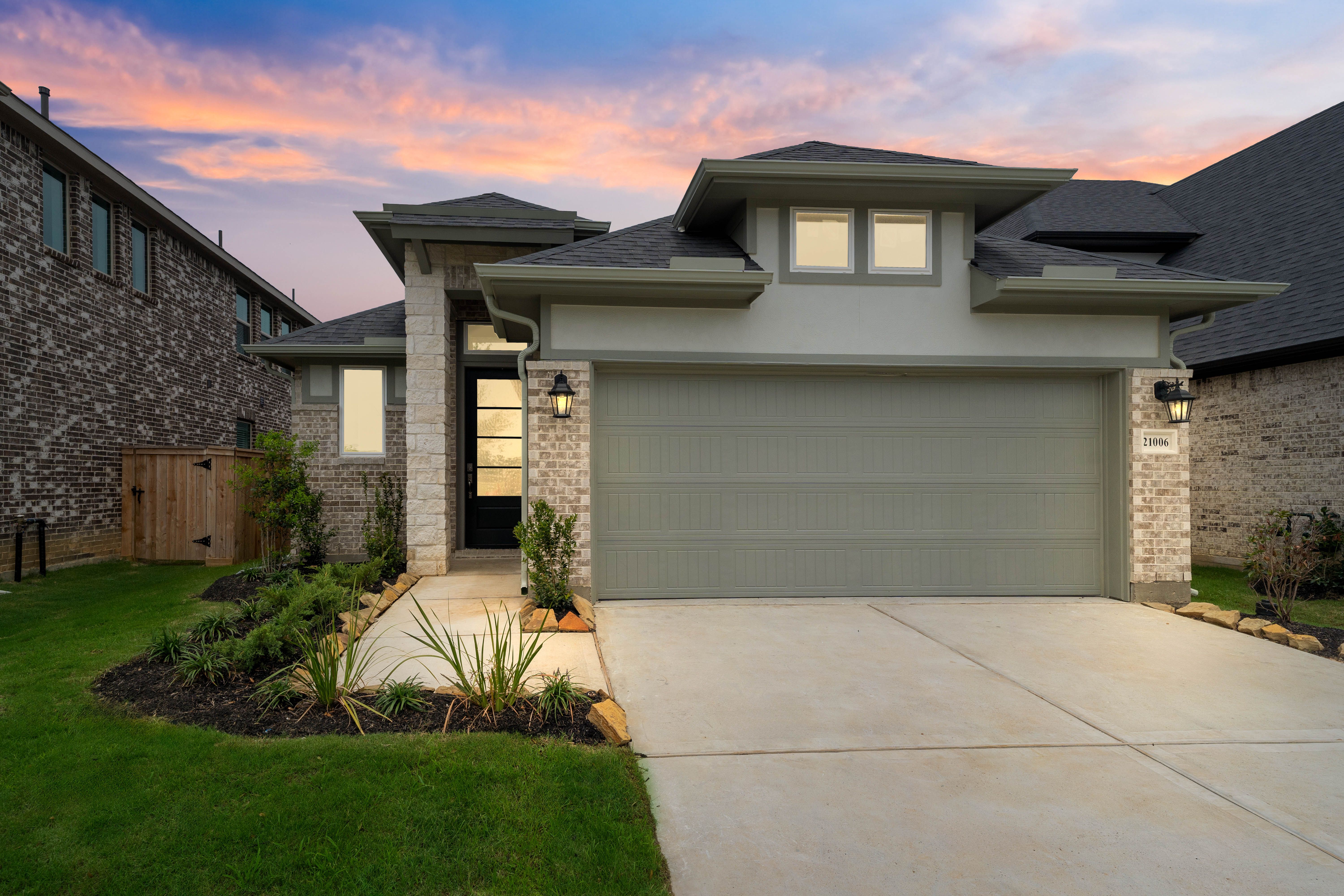 Cambridge - Sorella - Signature Collection: Tomball, Texas - Beazer Homes