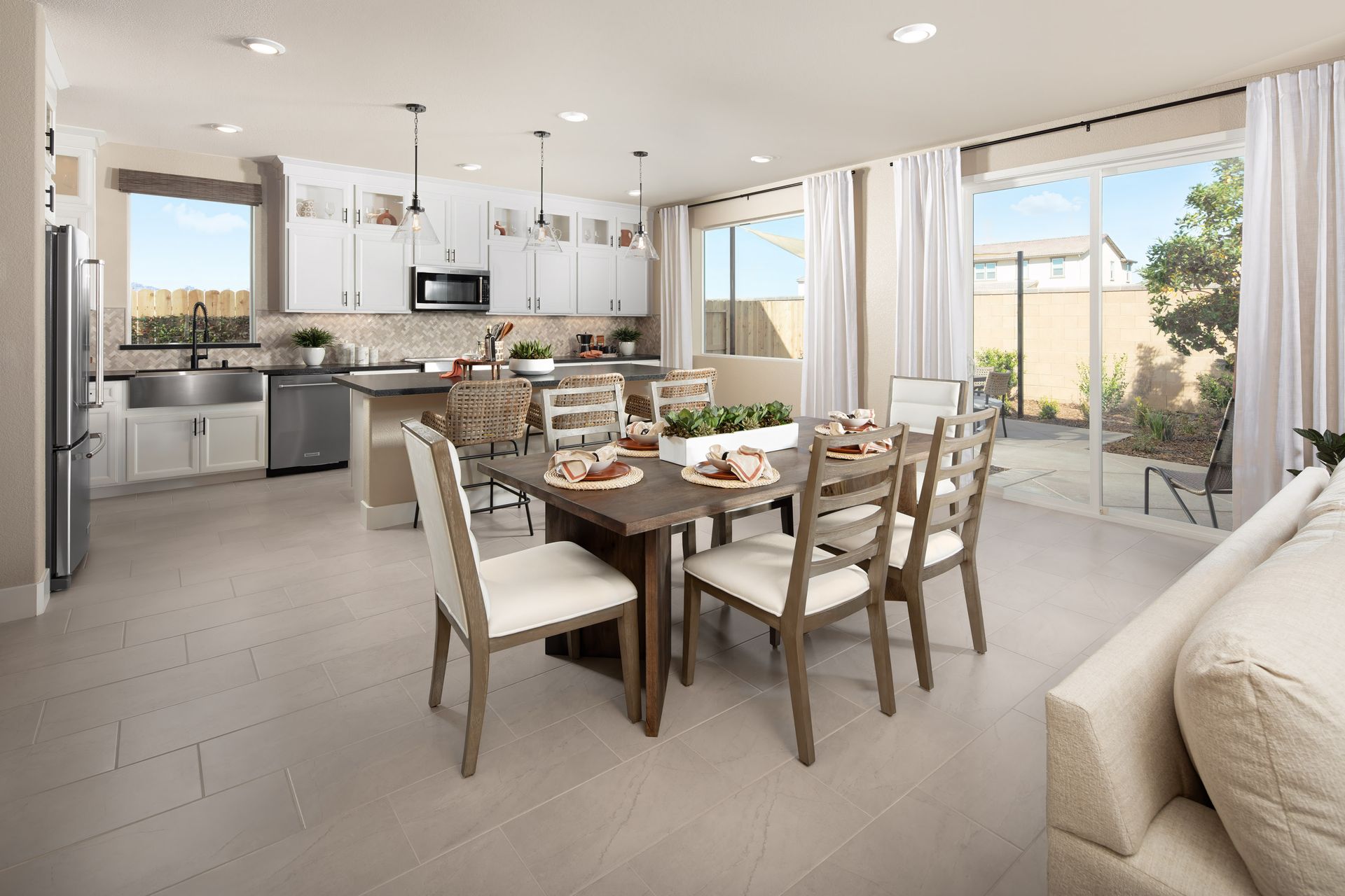 Plan 5 Dining Room