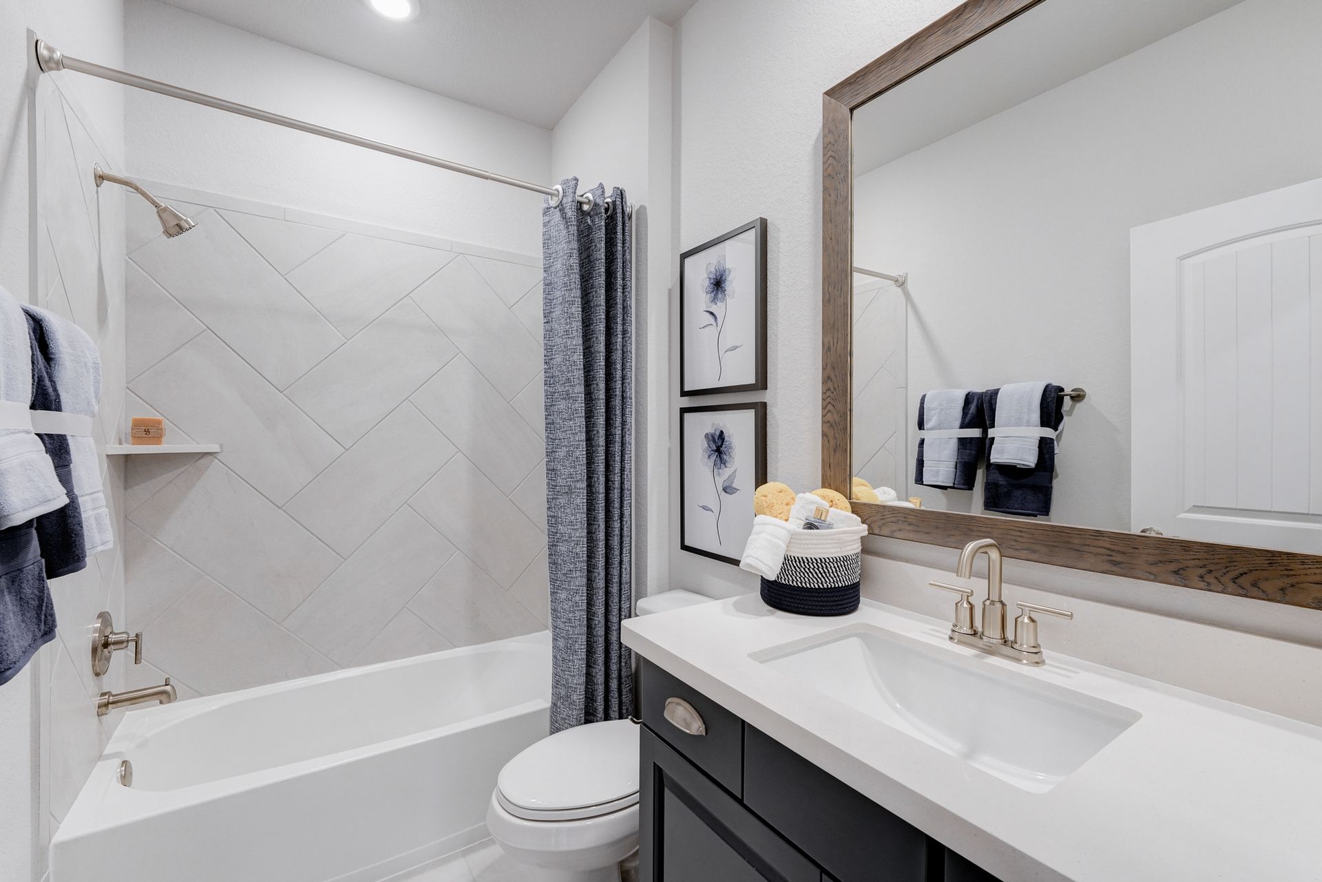 Grand Rouge Secondary Bathroom