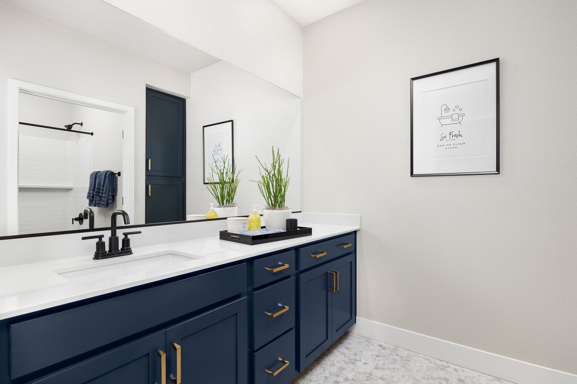 Plan 4 Bathroom 2
