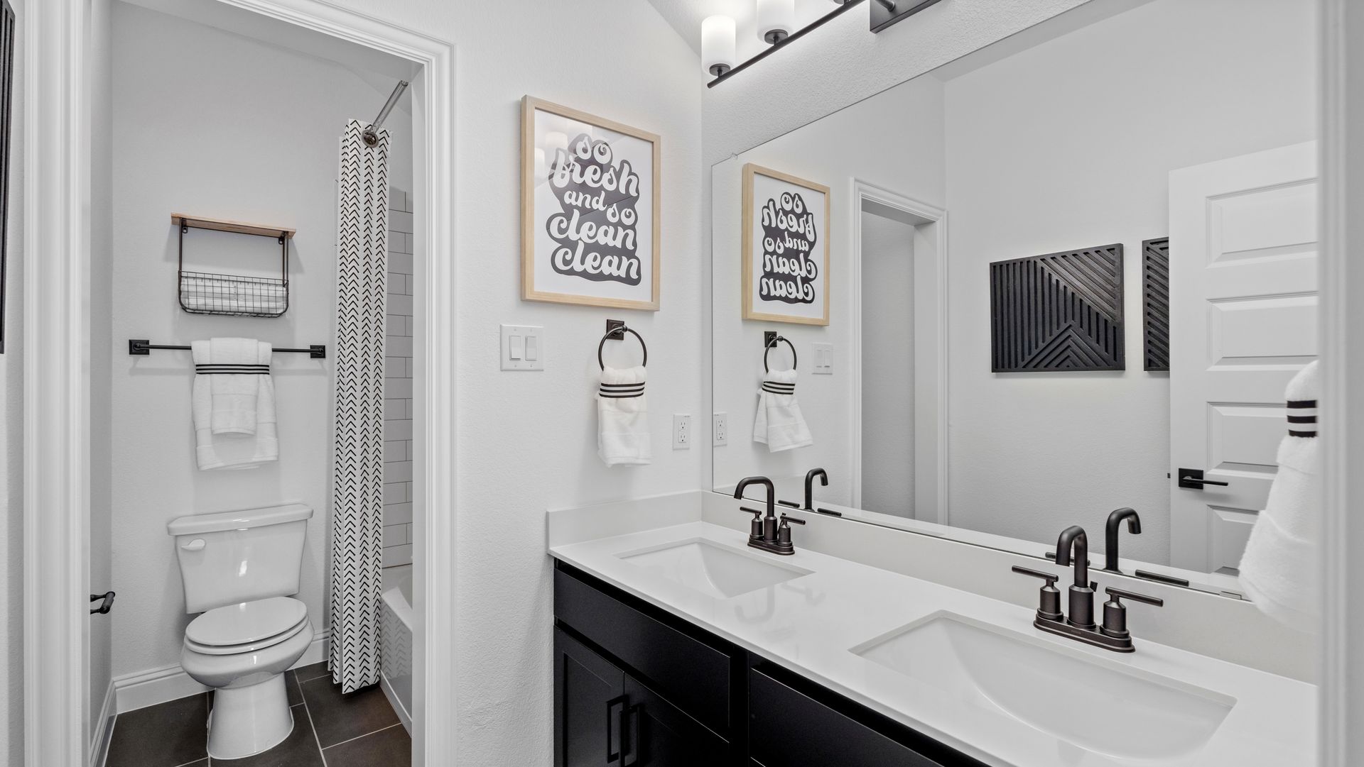 Cascade Bathroom 2