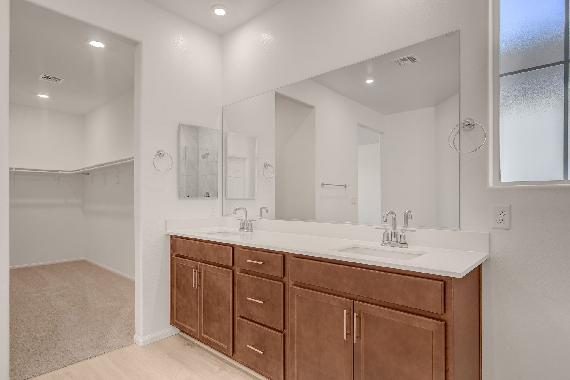 Nexus Primary Bath and Walk-in Closet
