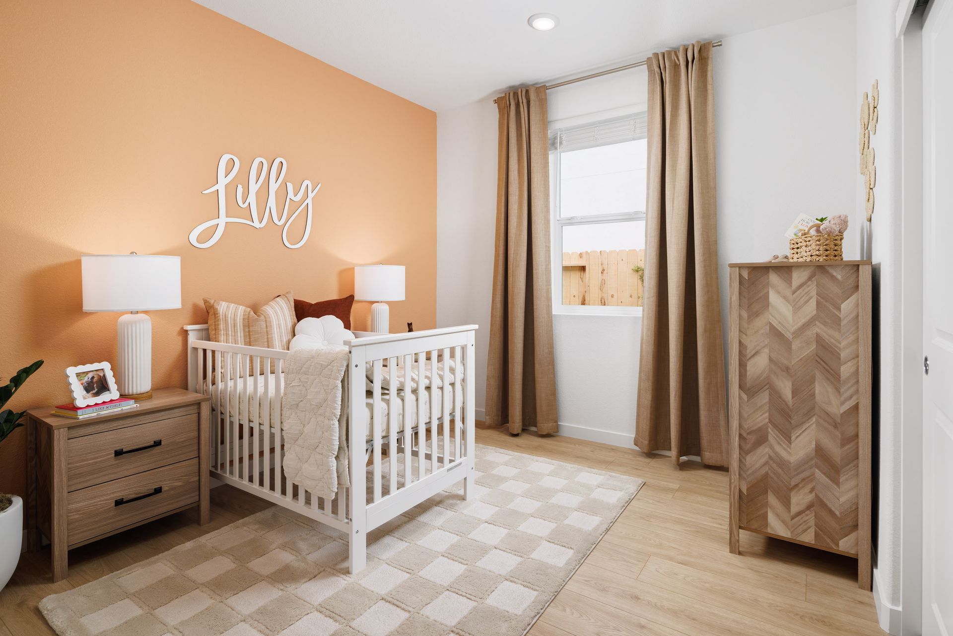 Acacia Bedroom 4