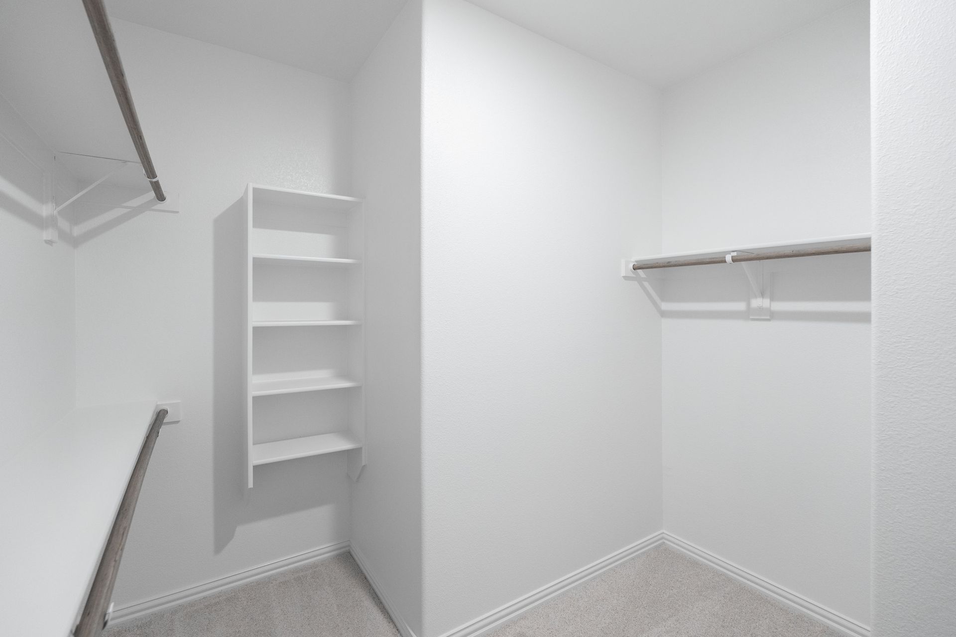 Rainier Primary Closet