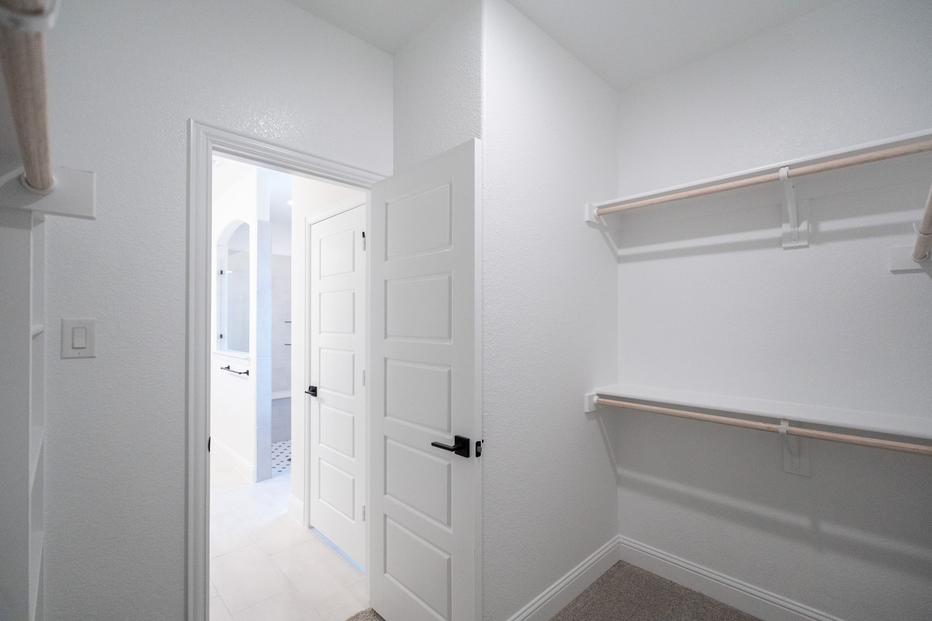 Meridian Primary Closet