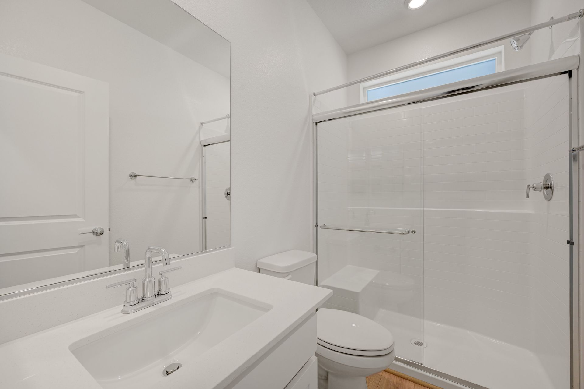 Valencia Bath 3