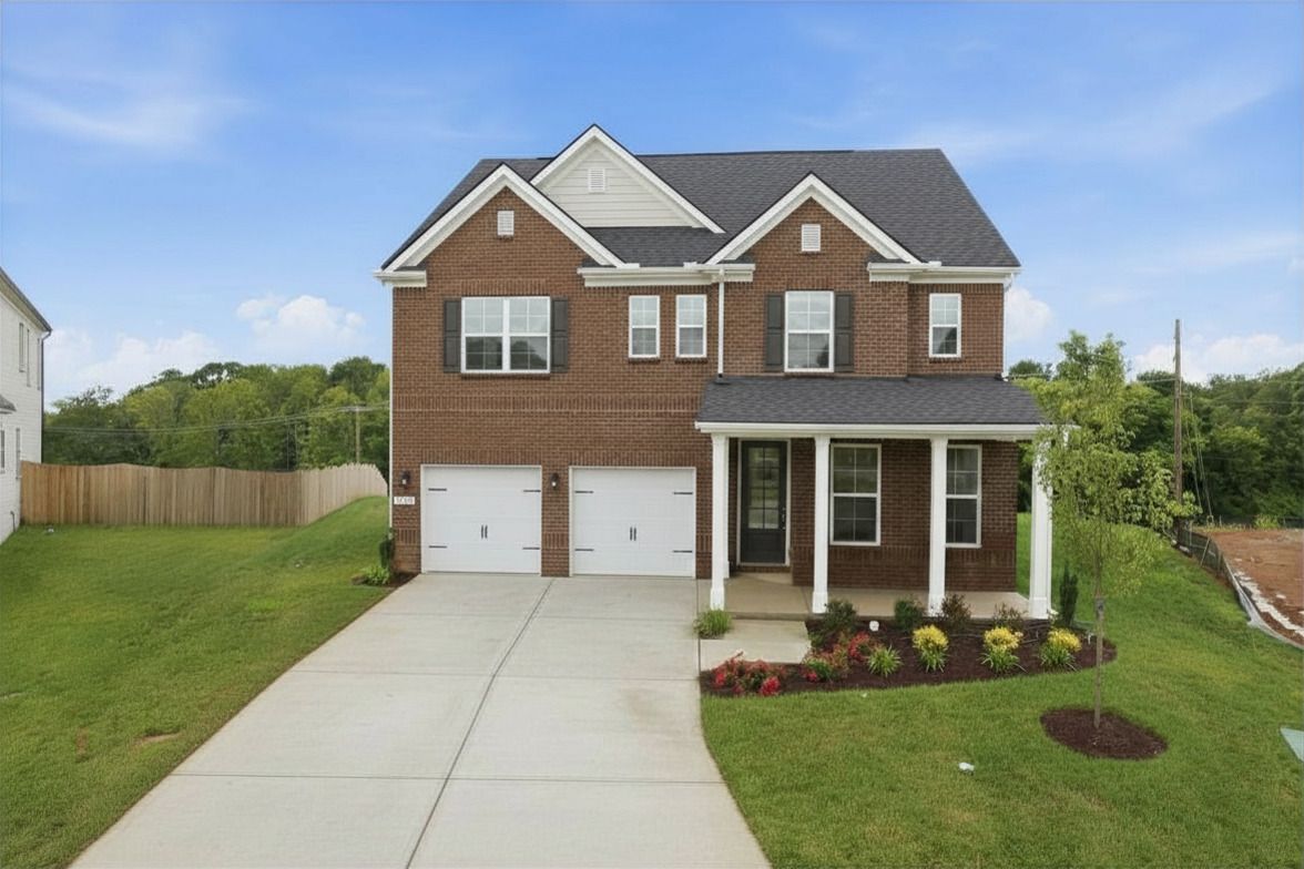 Ashford Traditional L Exterior