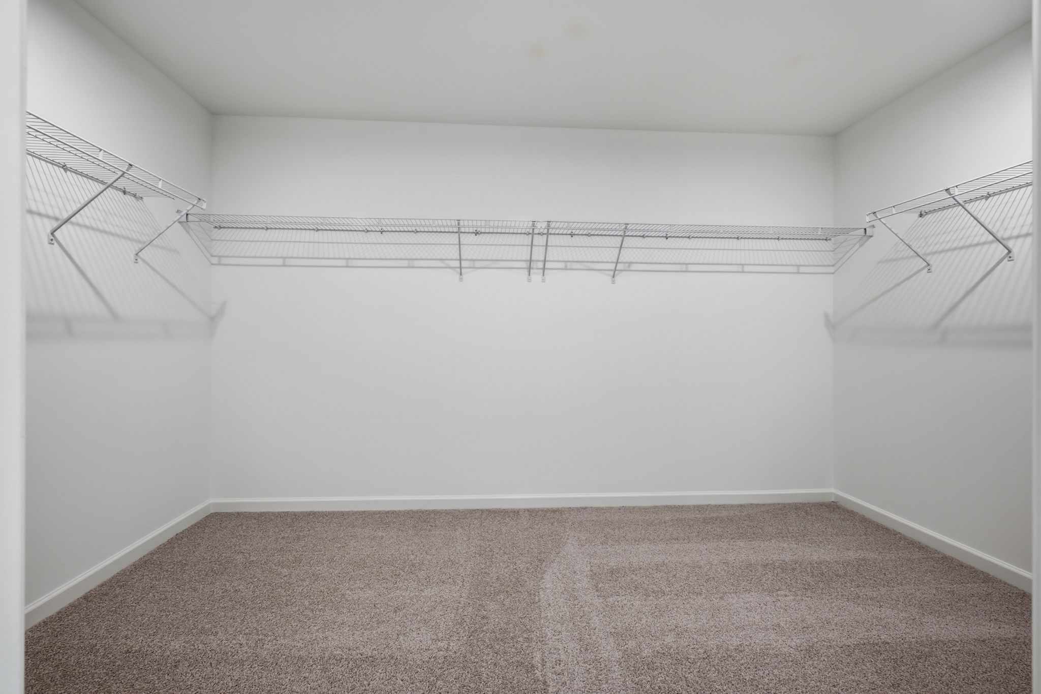 Ashford Primary Closet