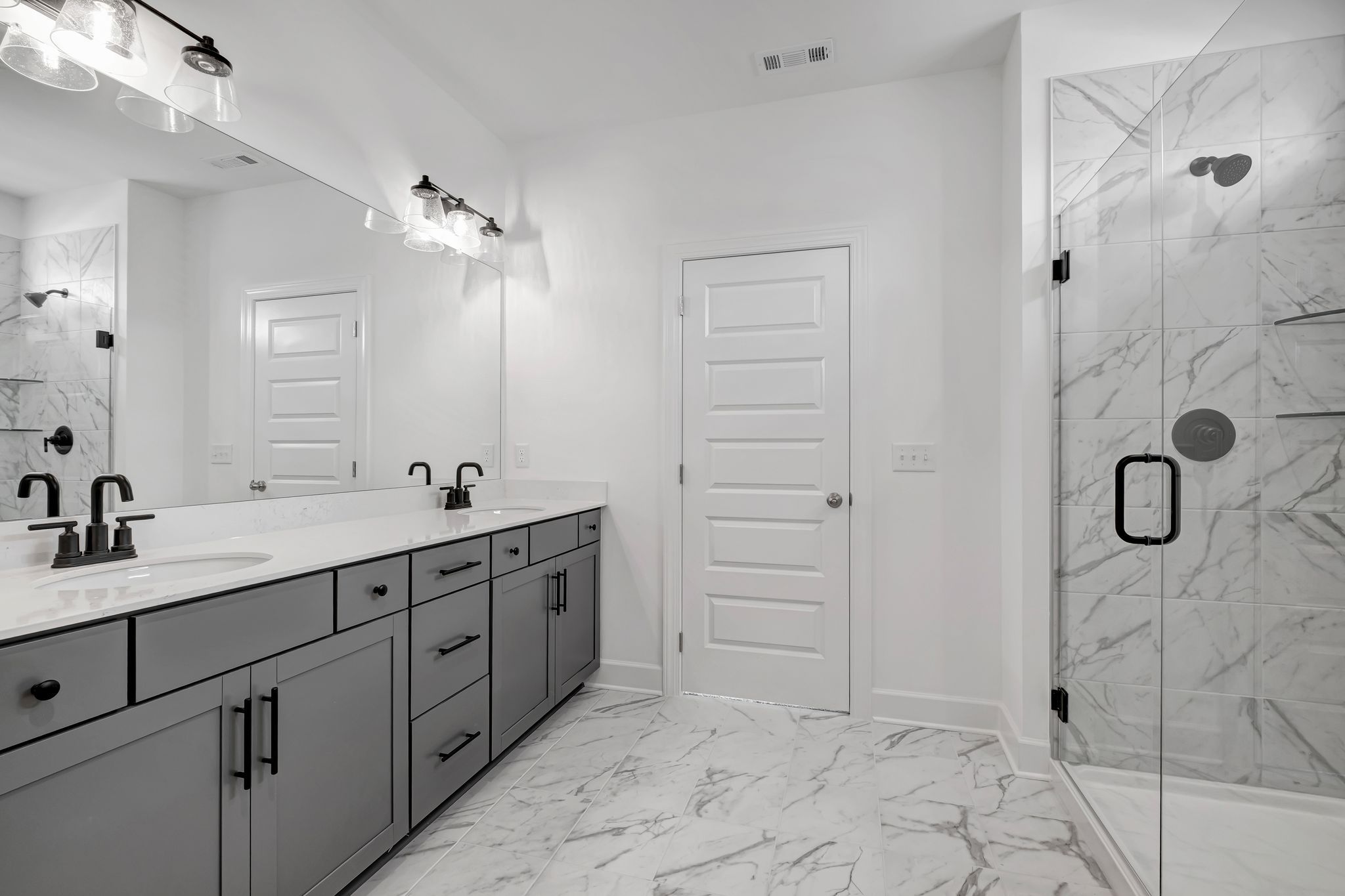 Harrison Plan Primary Bathroom