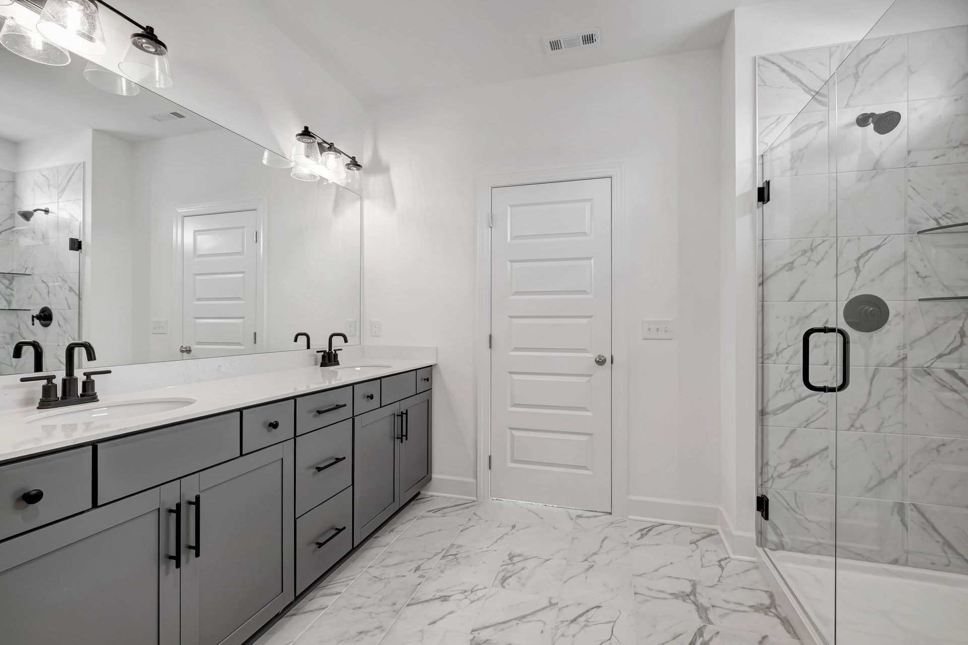 Harrison Plan Primary Bathroom