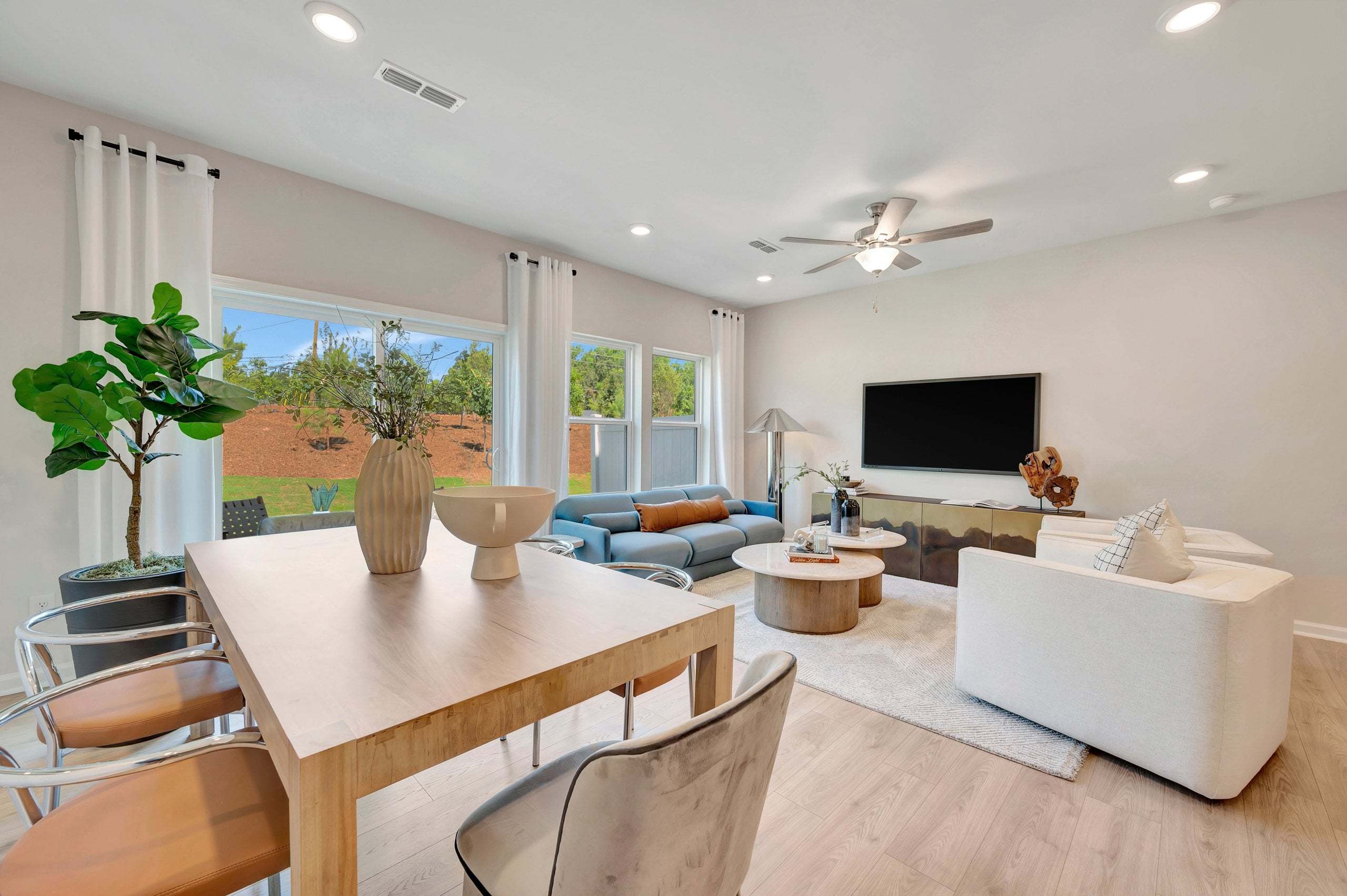 Pioneer Dining Area