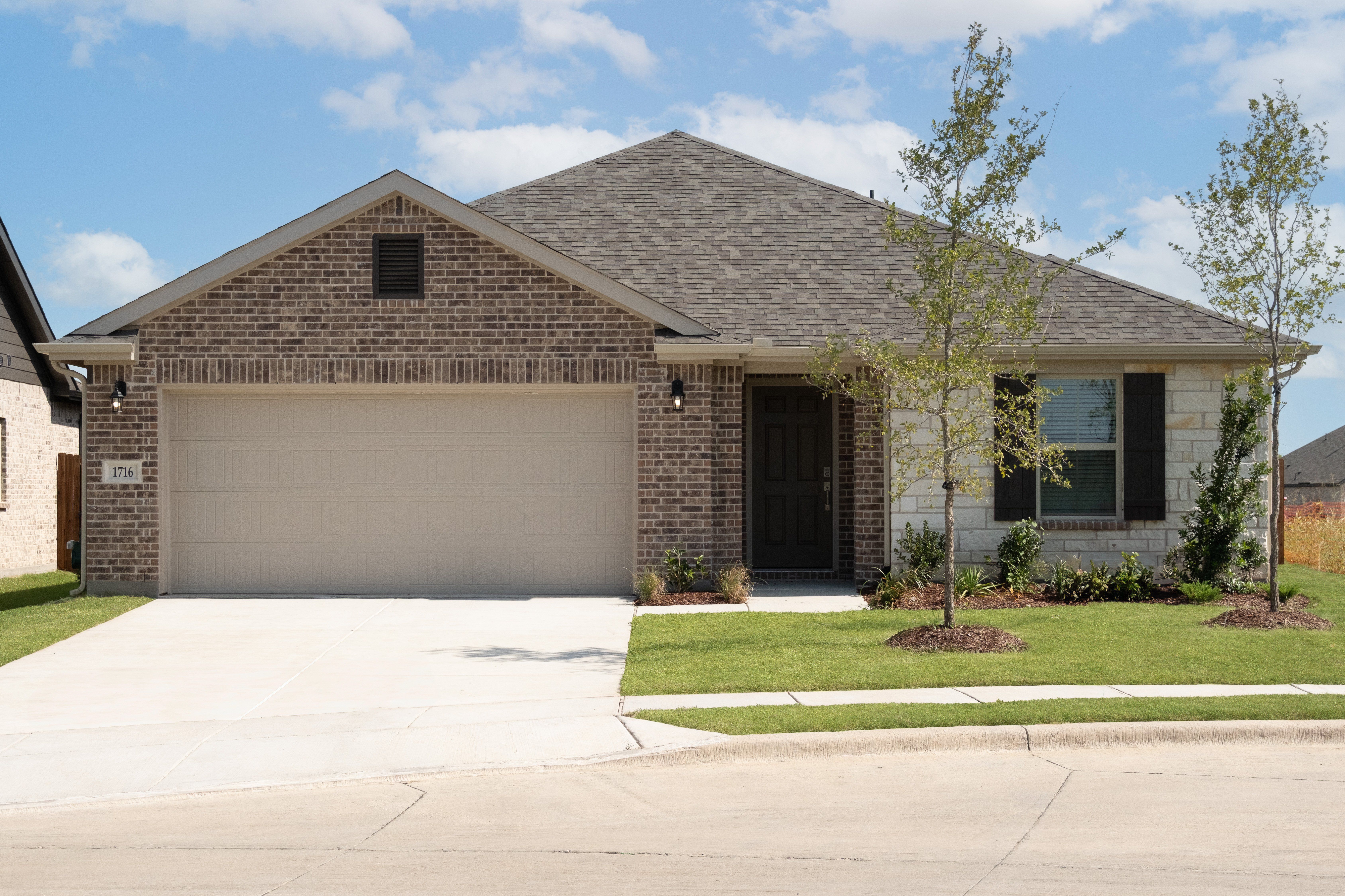 Teton - Verandah - Meadows 50': Royse City, Texas - Beazer Homes