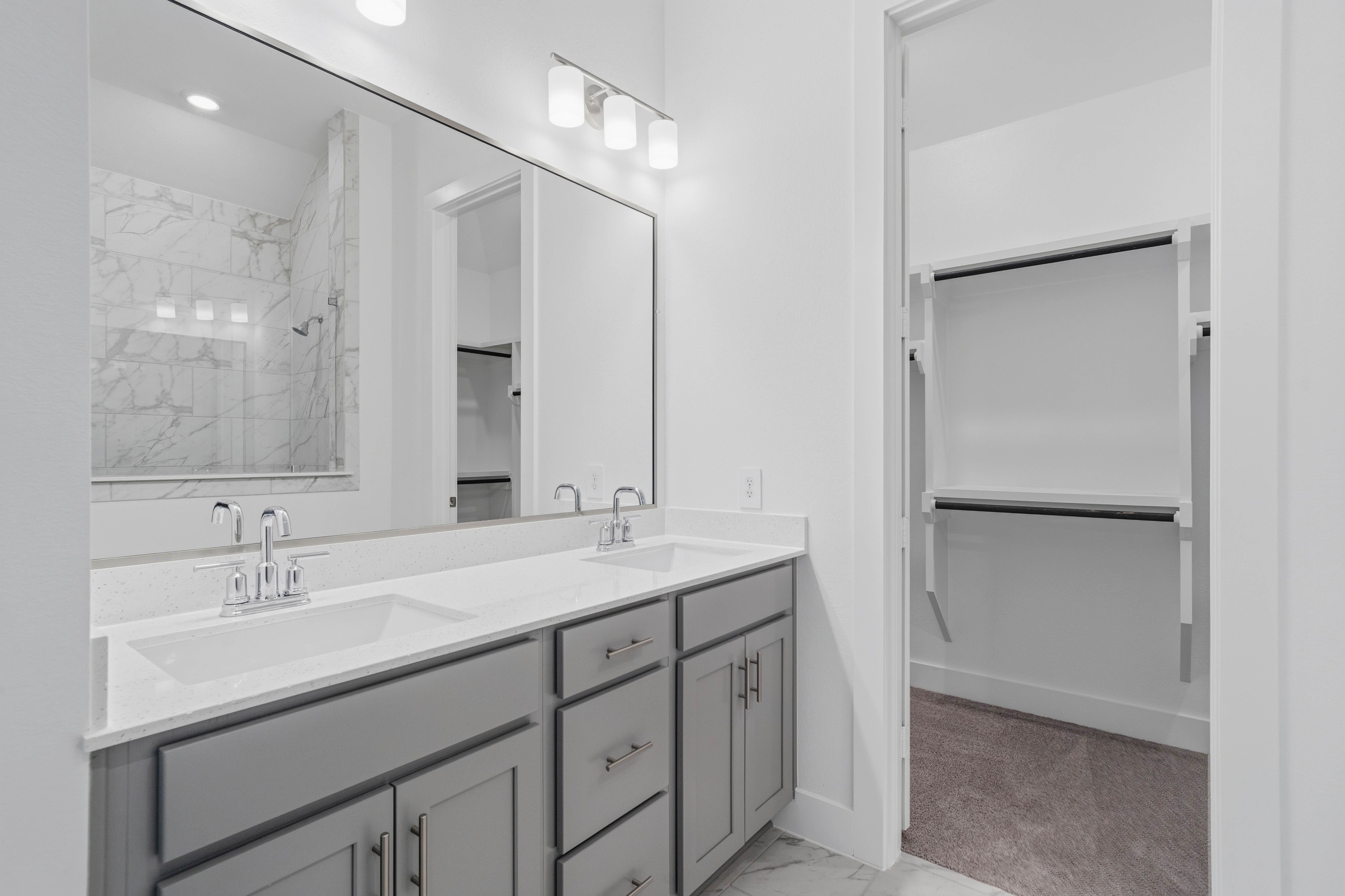 Quintera Primary Bathroom