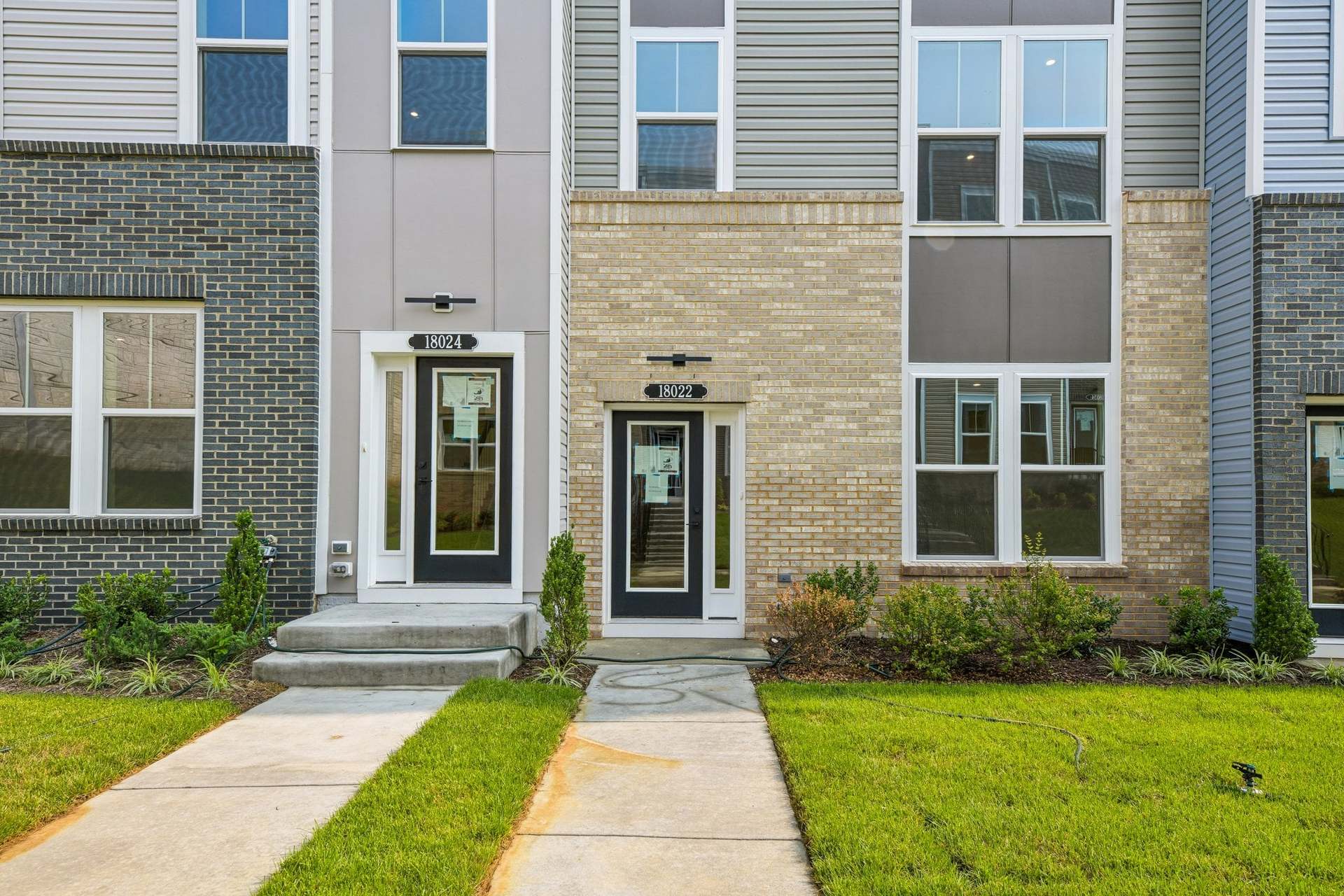 Potomac Front Exterior