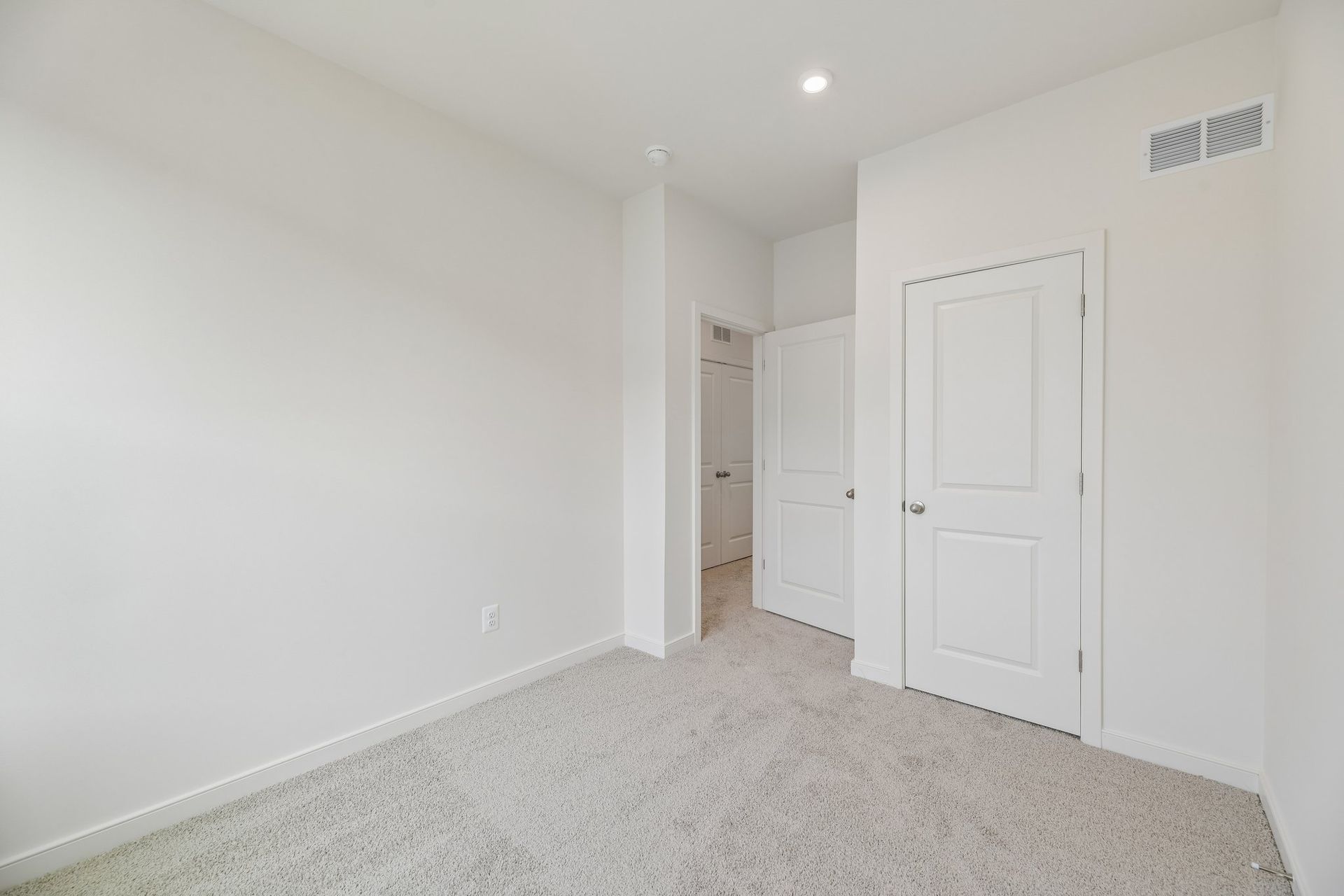 Potomac Secondary Bedroom Upper Level
