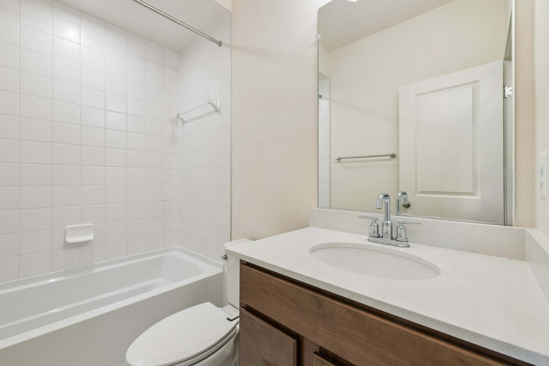 Potomac Secondary Bathroom Upper Level