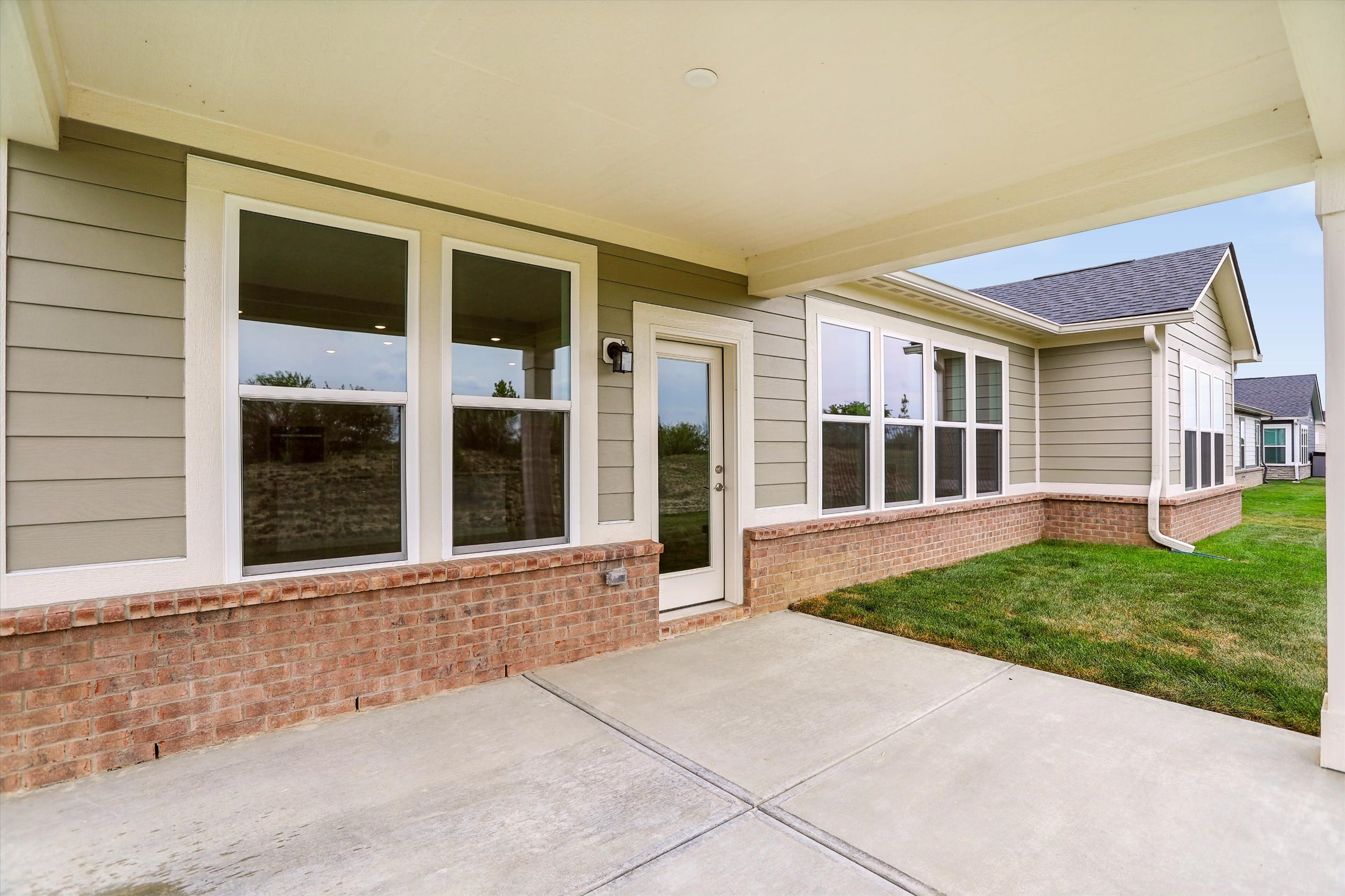 Windsor Covered Patio