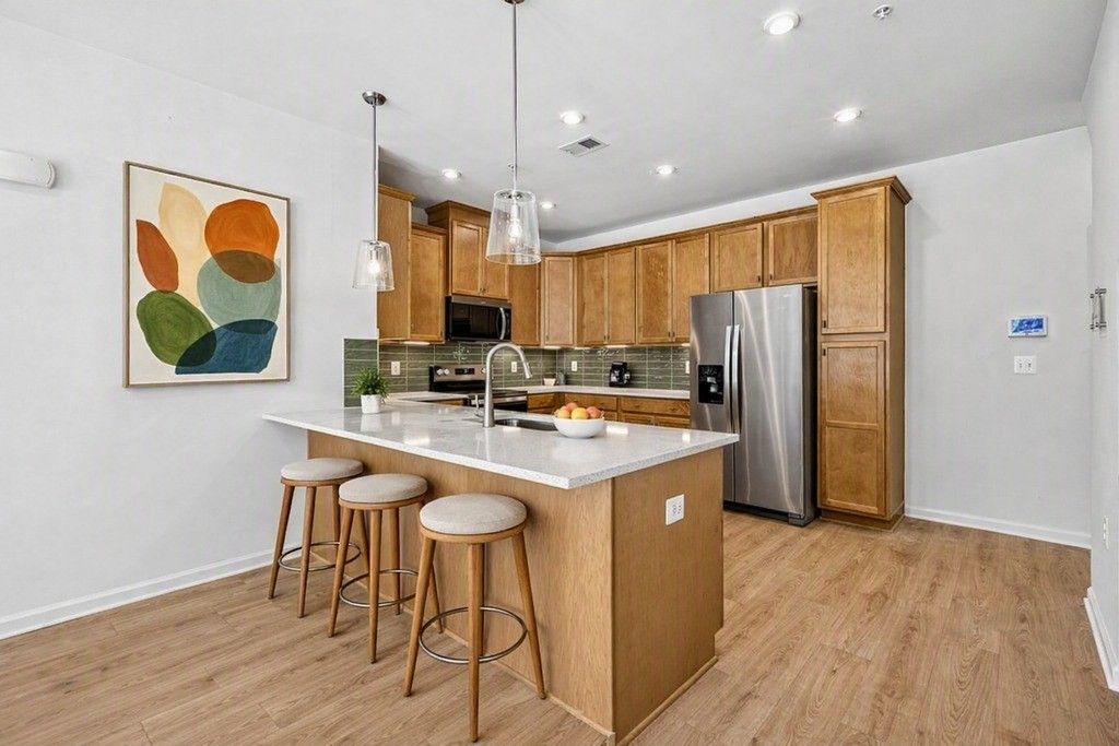 91 Central Avenue (Riva)
