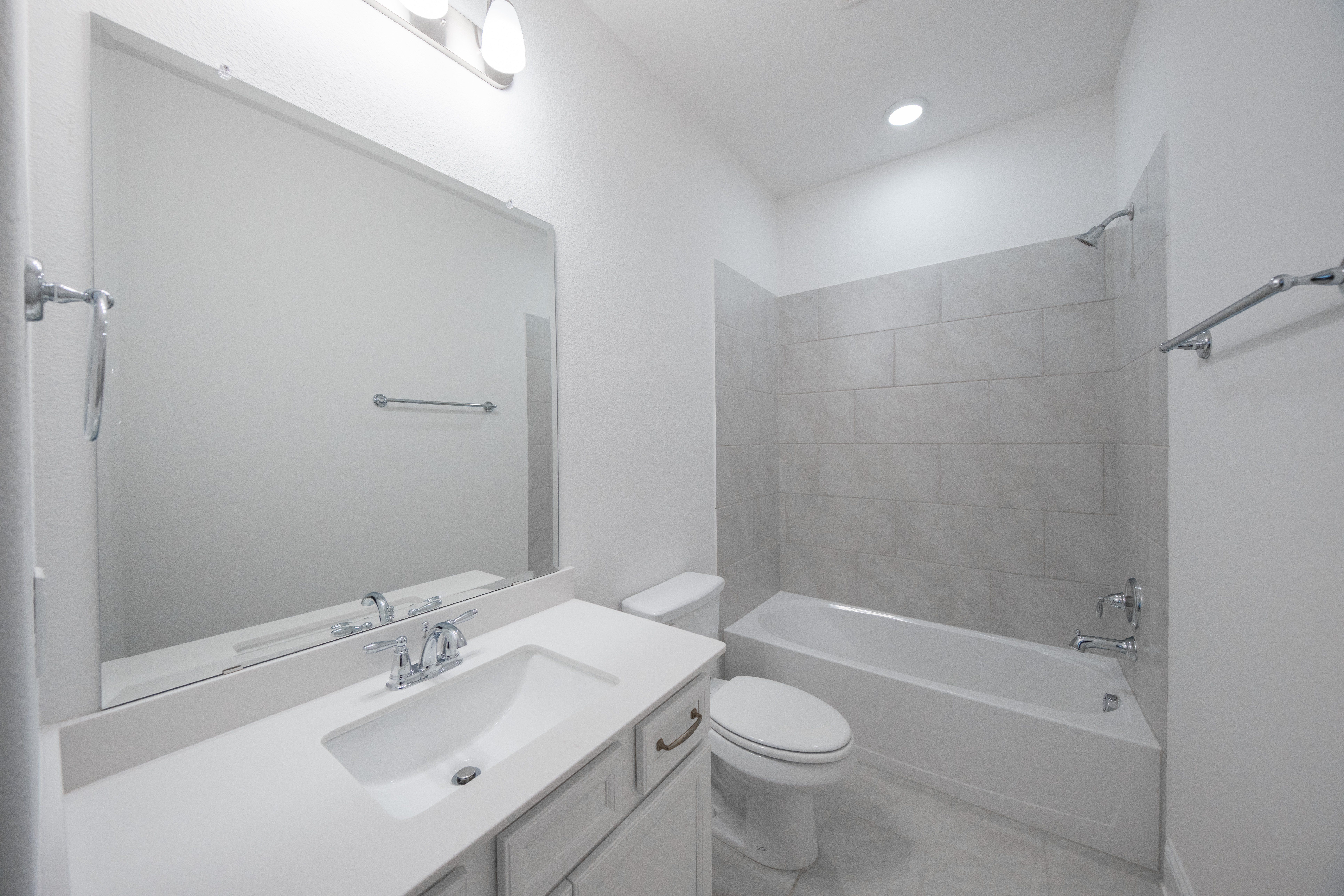 Caspian Bathroom 2