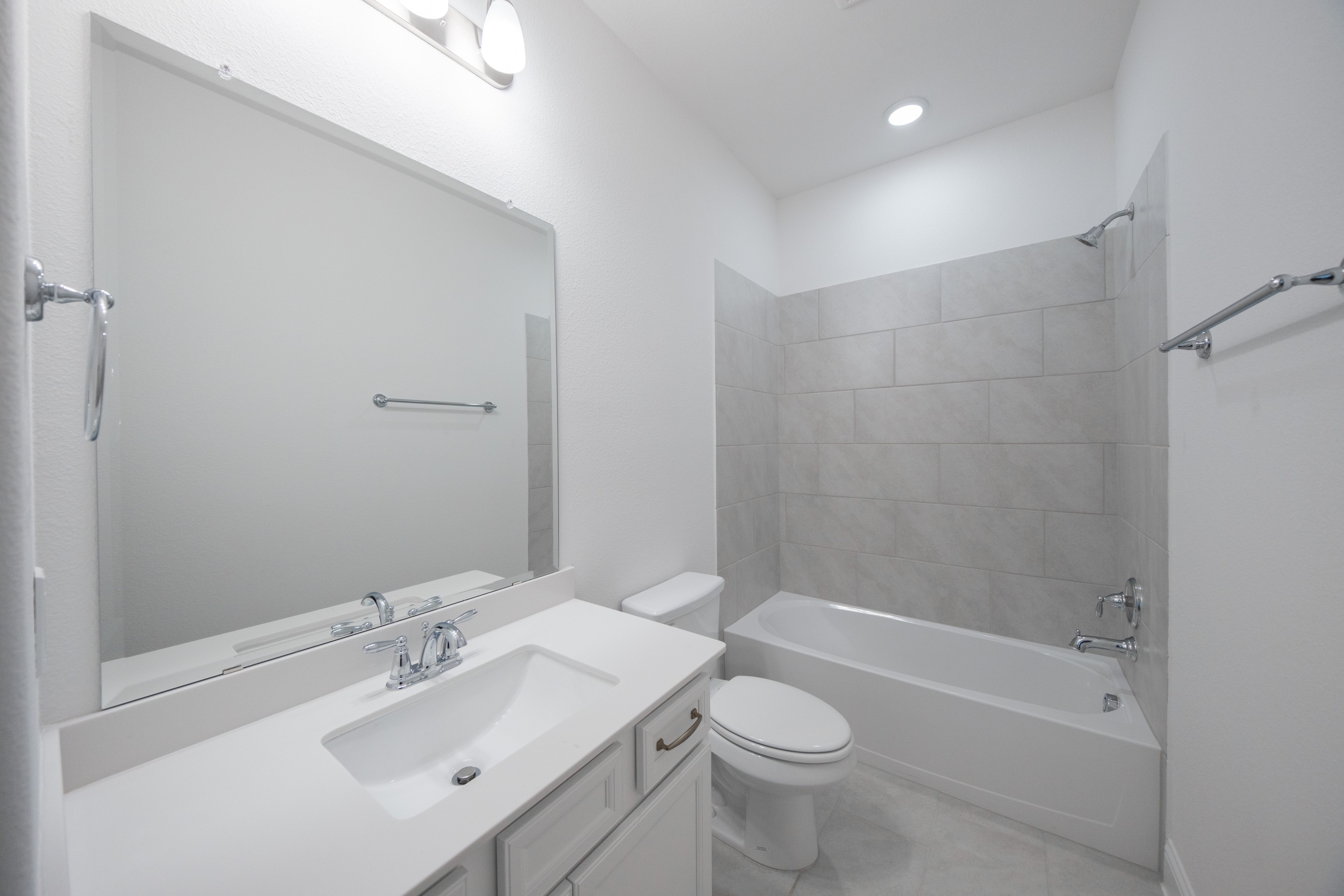 Caspian Bathroom 2
