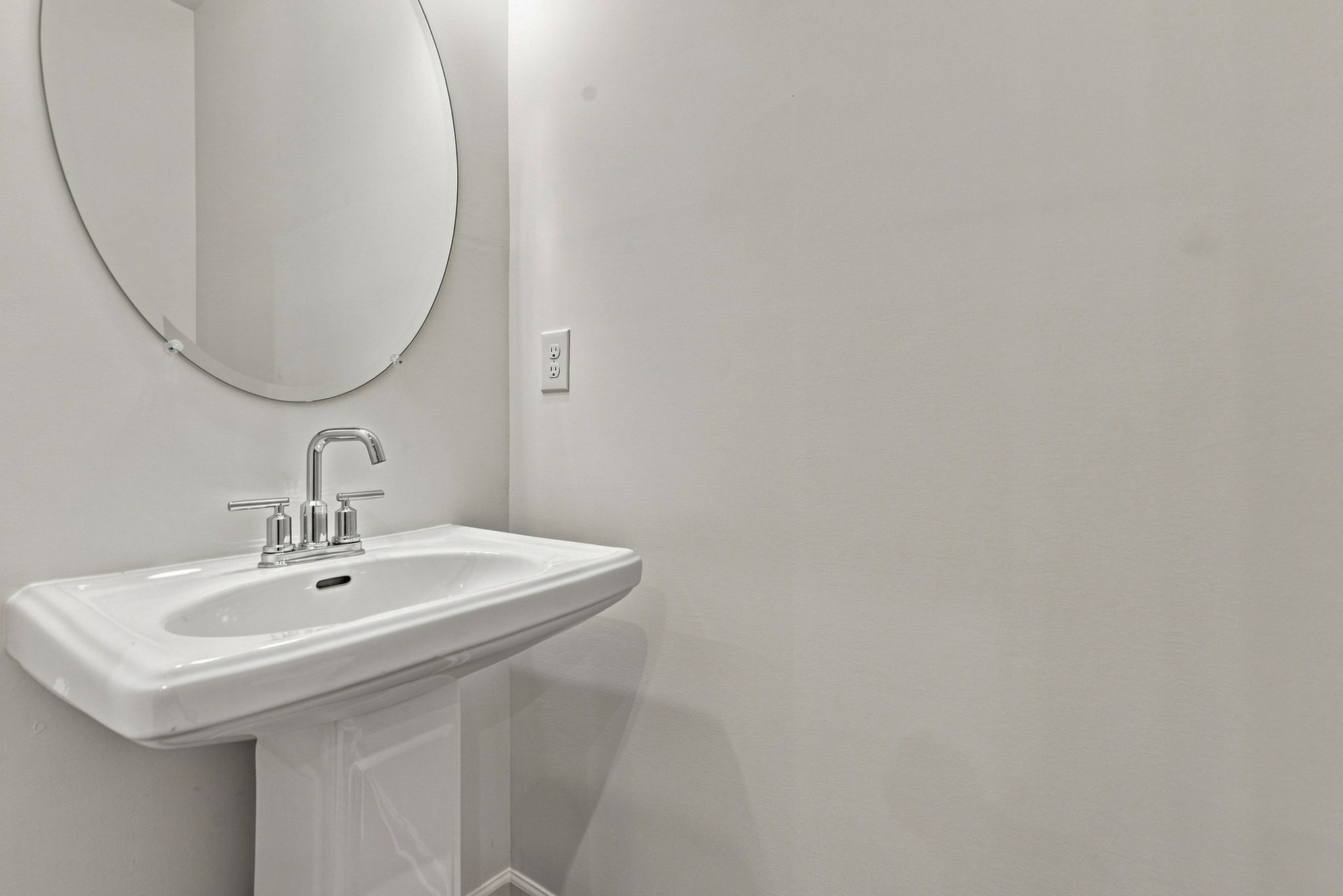 Nash Powder Room
