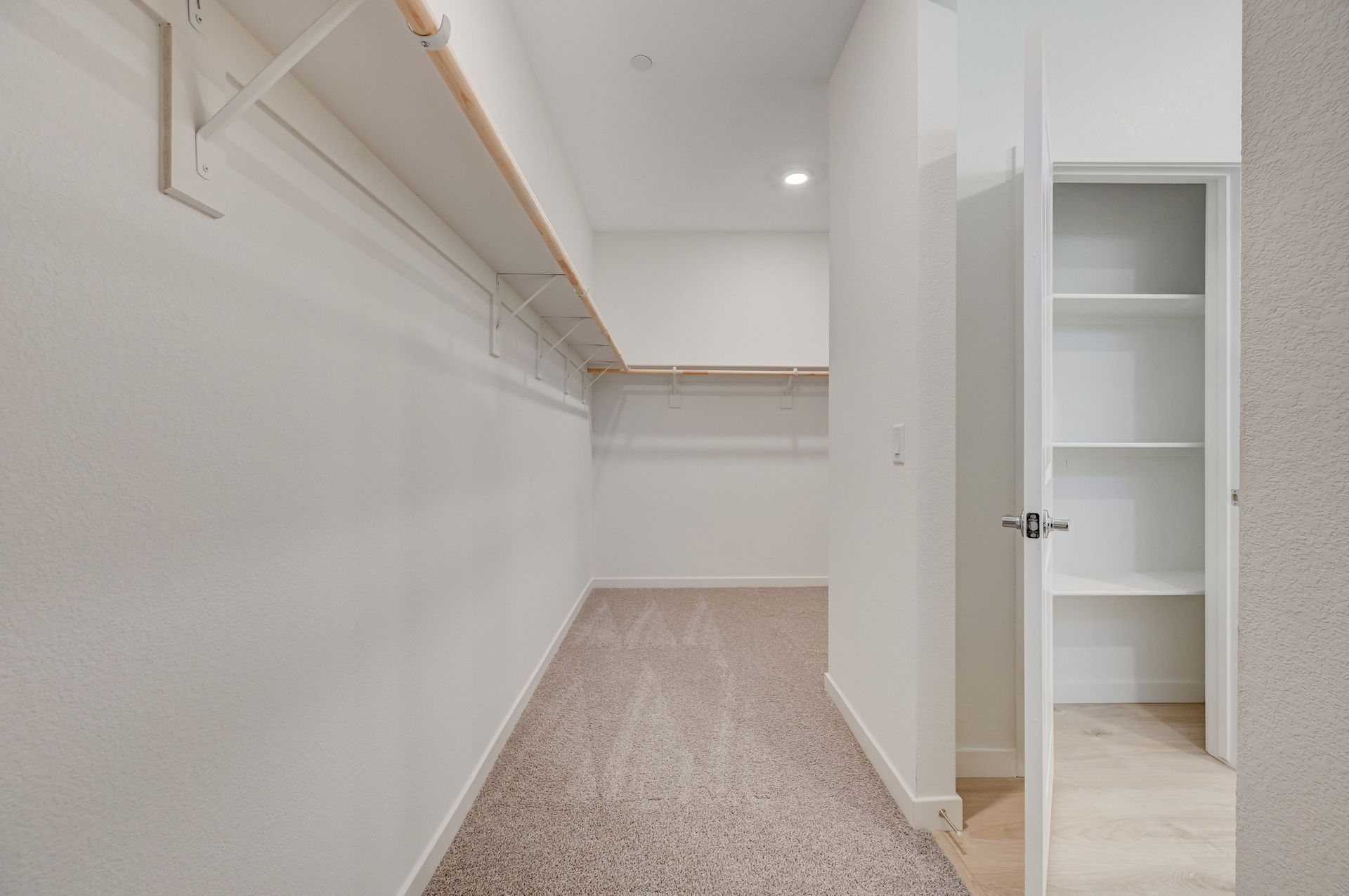 Sequoia Primary Walk-in Closet