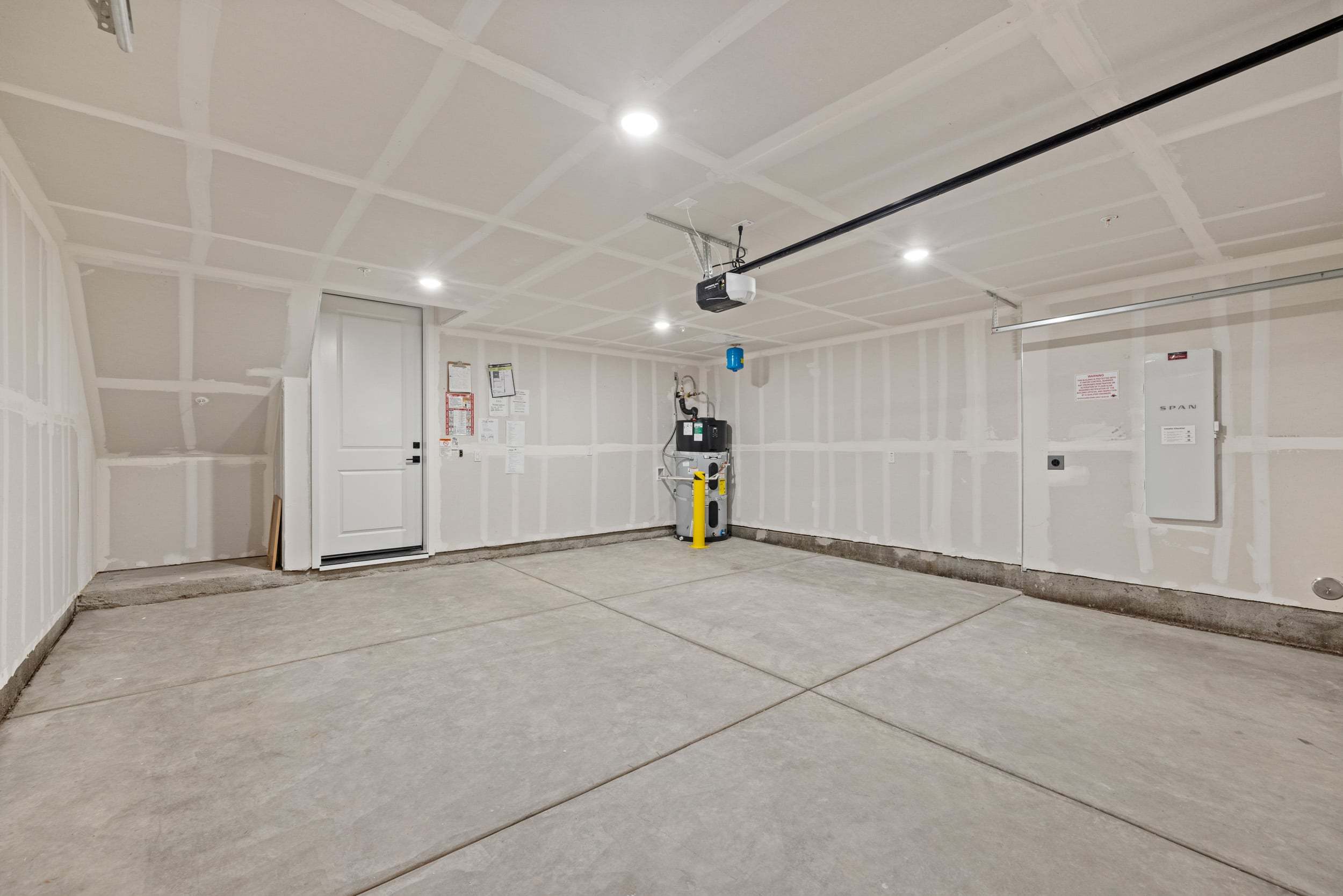 Sutter 2-Car Garage