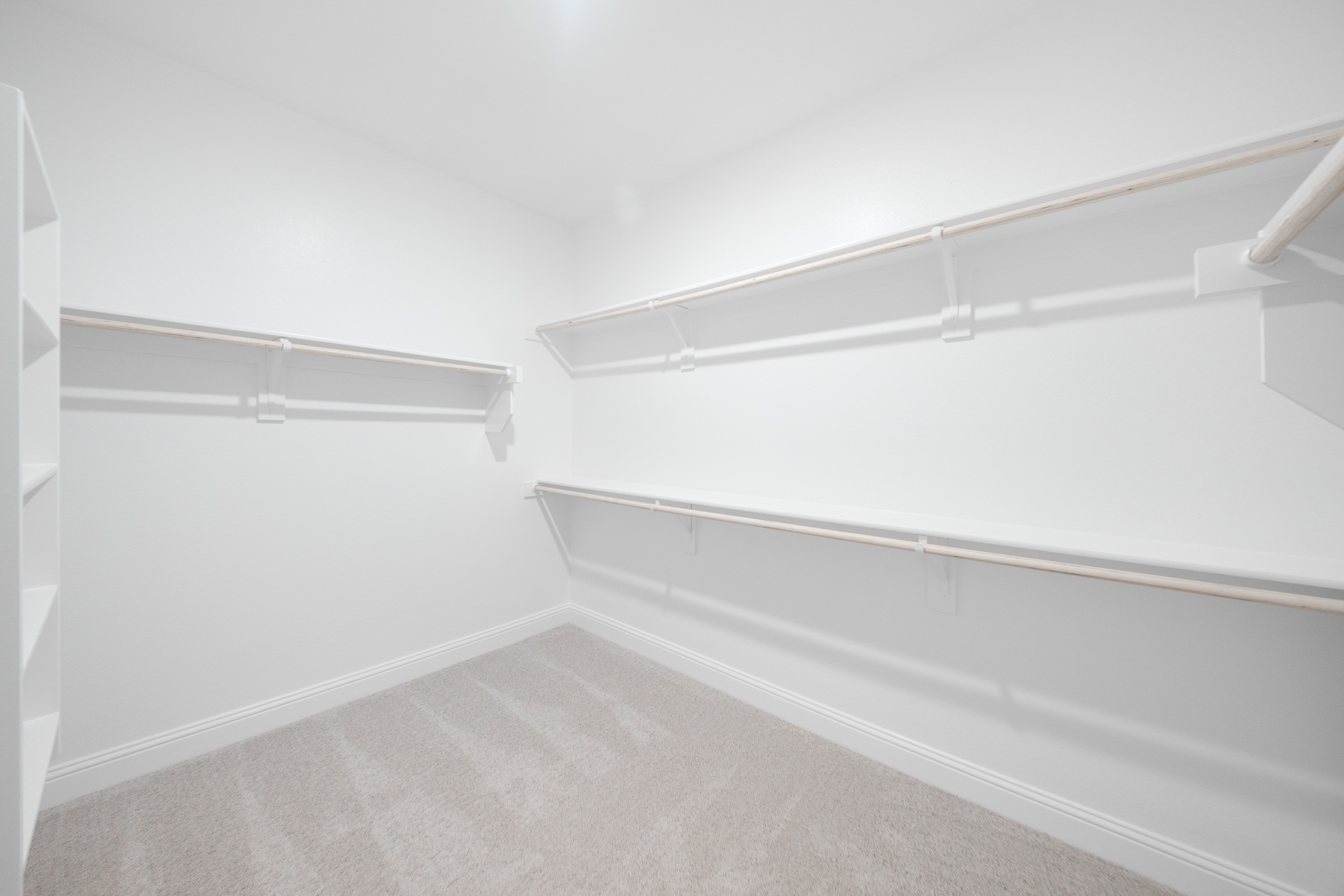 Summerfield Primary Closet